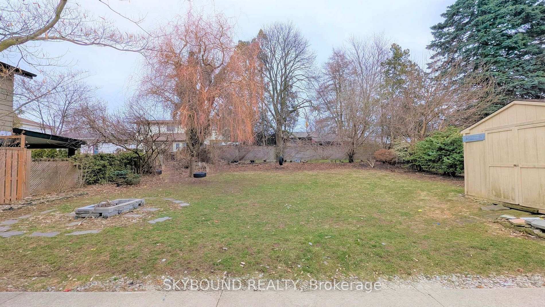 Photo 5 of 4470 Pinedale Drive, Niagara Falls, Morrison — HOMEH