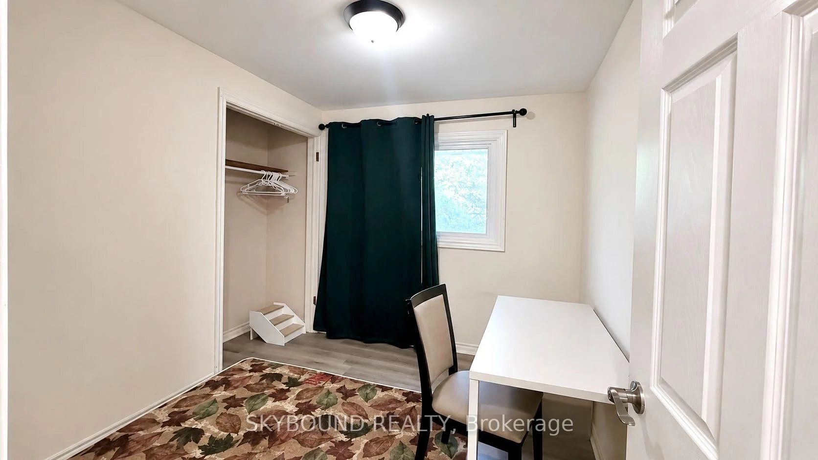 Photo 11 of 4470 Pinedale Drive, Niagara Falls, Morrison — HOMEH