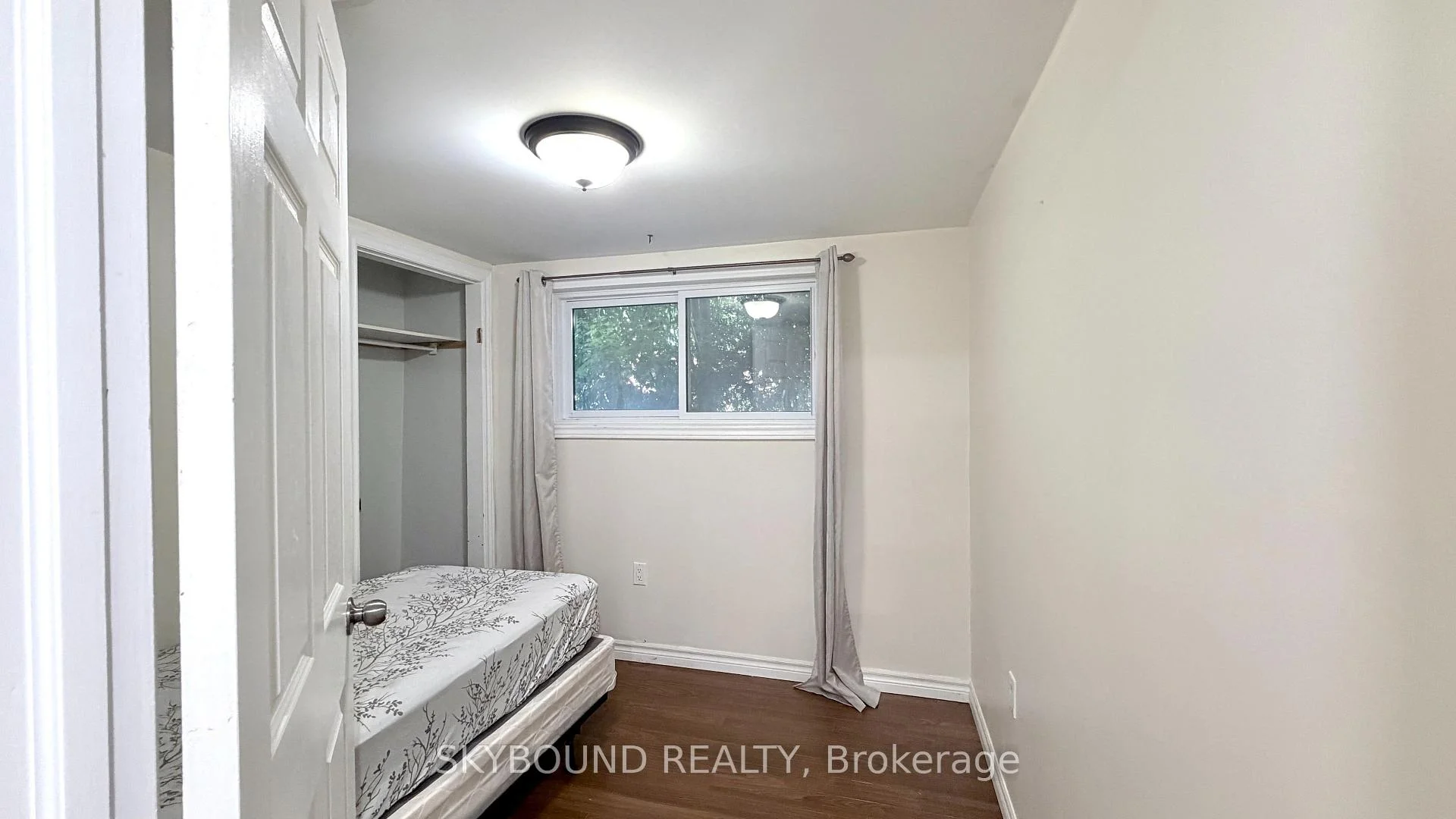 Photo 14 of 4470 Pinedale Drive, Niagara Falls, Morrison — HOMEH