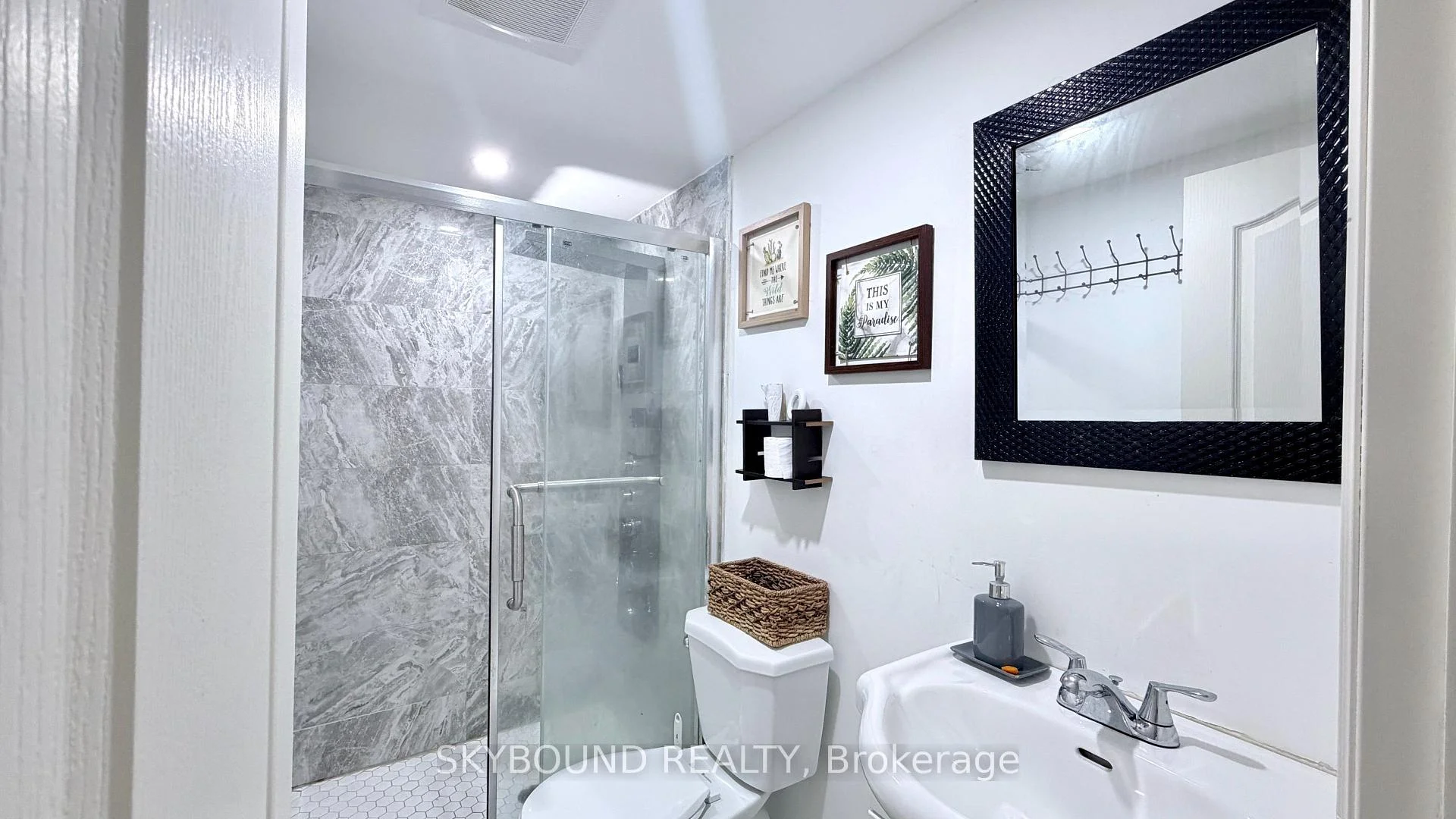 Photo 17 of 4470 Pinedale Drive, Niagara Falls, Morrison — HOMEH