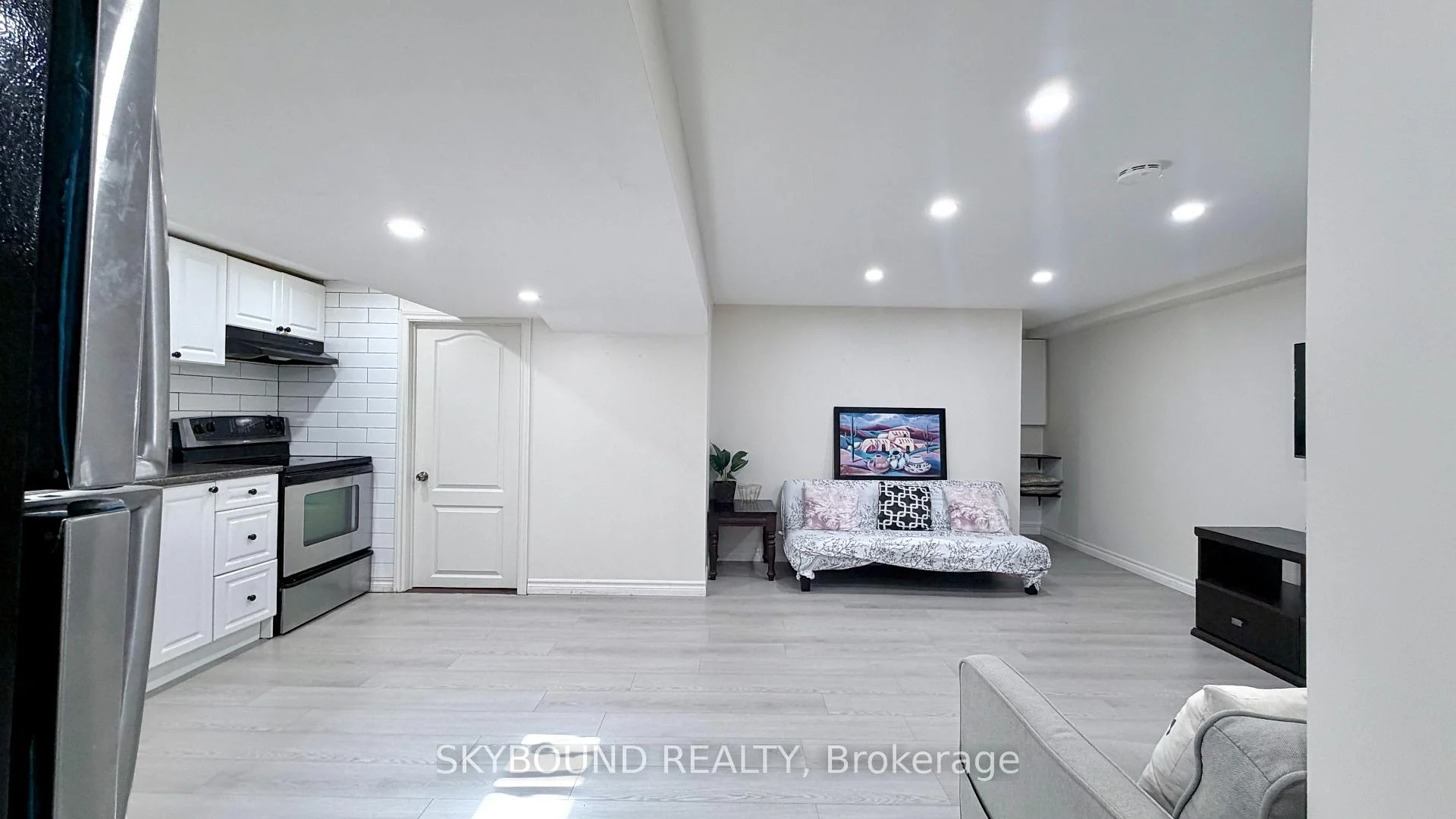 Photo 19 of 4470 Pinedale Drive, Niagara Falls, Morrison — HOMEH