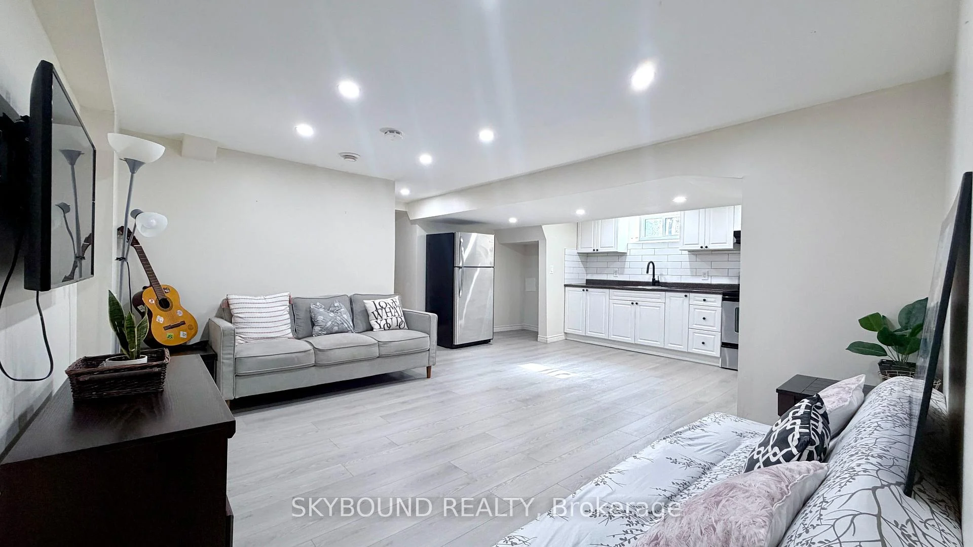 Photo 21 of 4470 Pinedale Drive, Niagara Falls, Morrison — HOMEH
