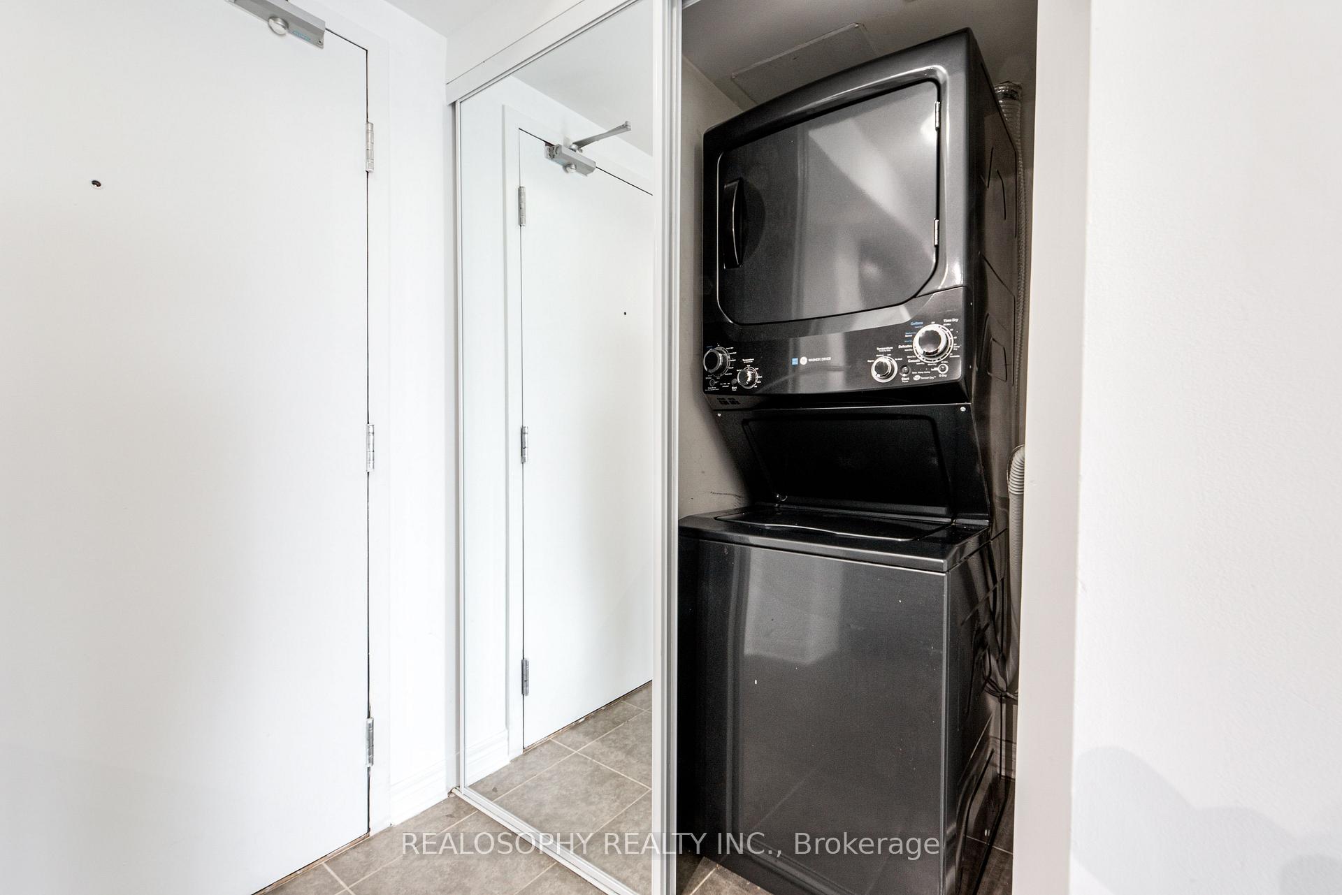 Photo 13 of Unit 421, 60 Fairfax Crescent, Scarborough, Clairlea-Birchmount — HOMEH