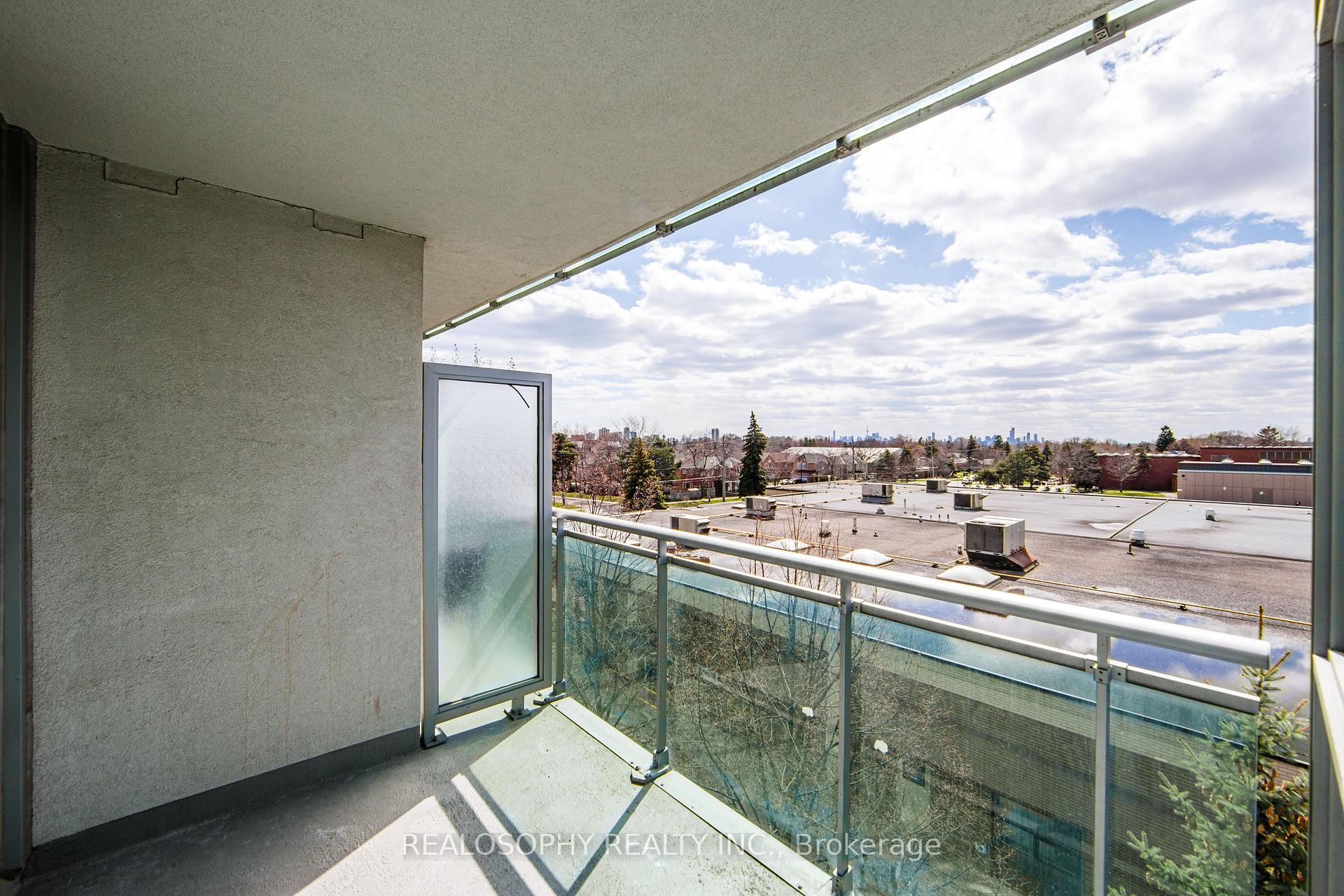 Photo 15 of Unit 421, 60 Fairfax Crescent, Scarborough, Clairlea-Birchmount — HOMEH