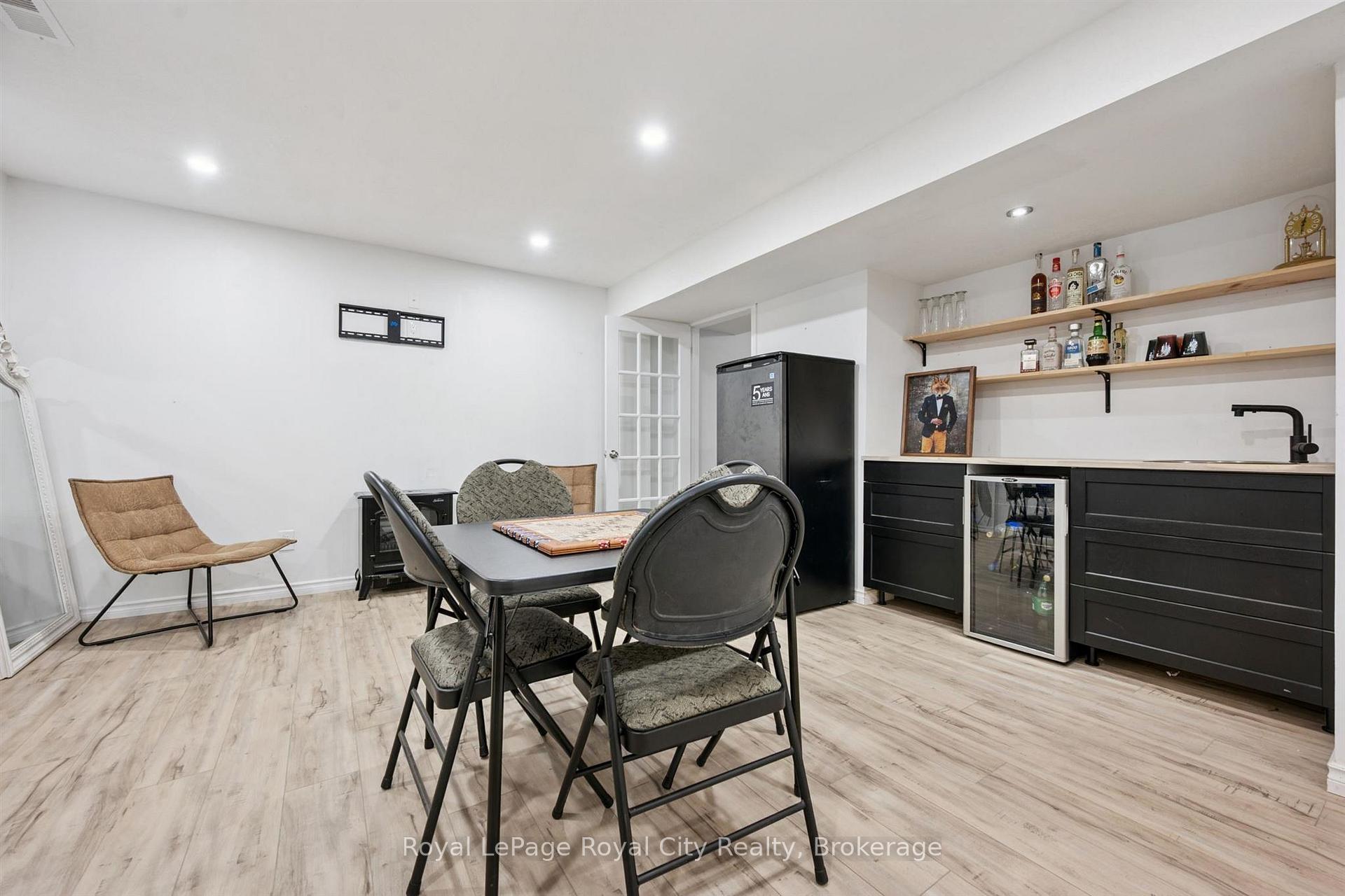 Photo 23 of 4 Popham Drive, Guelph, Grange Road — HOMEH