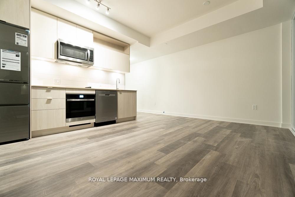 Photo 3 of Unit 2015 E, 70 Princess Street E, Toronto, Moss Park — HOMEH
