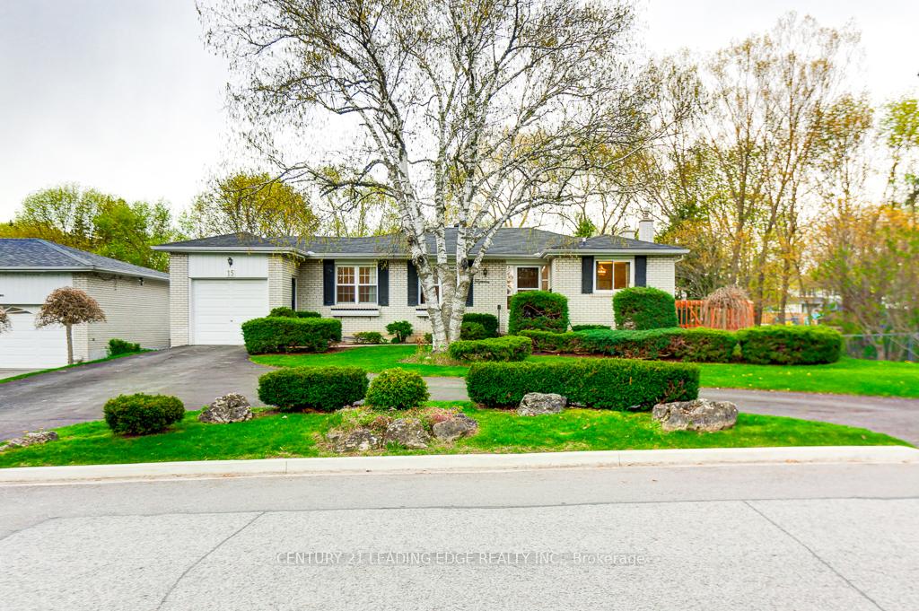 Photo 2 of 15 Bakerdale Road, Markham, Bullock — HOMEH