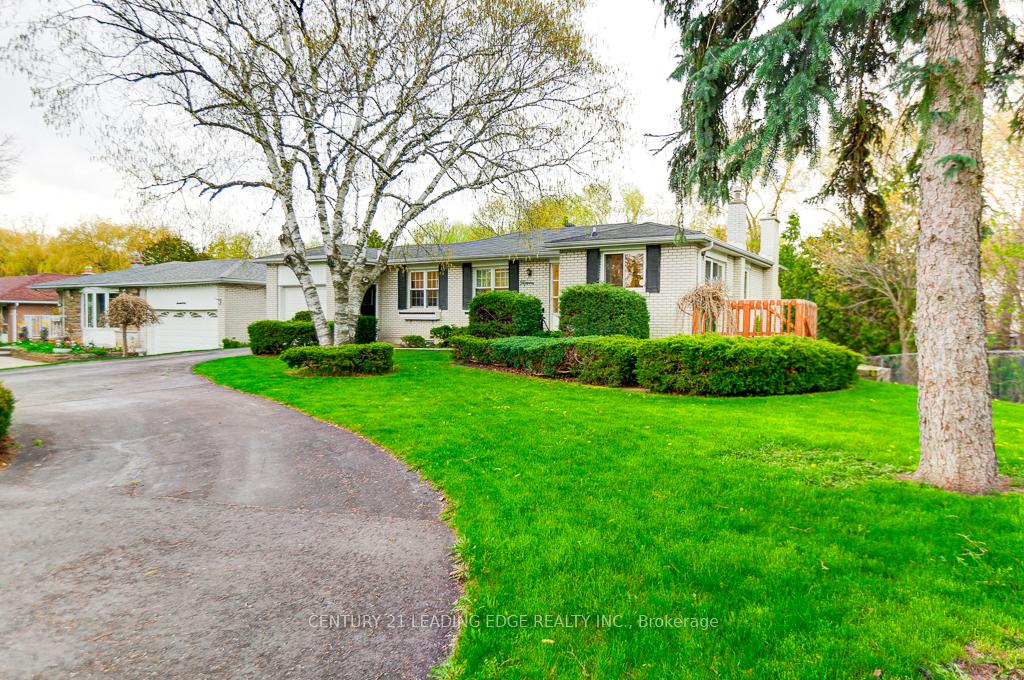 Photo 4 of 15 Bakerdale Road, Markham, Bullock — HOMEH