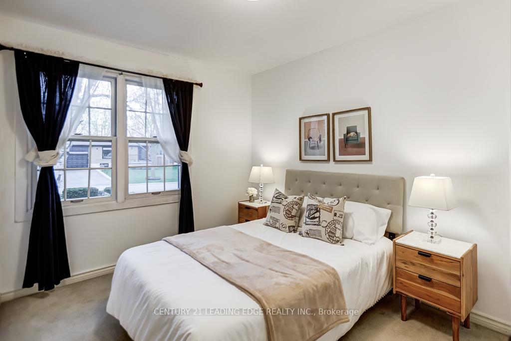 Photo 21 of 15 Bakerdale Road, Markham, Bullock — HOMEH