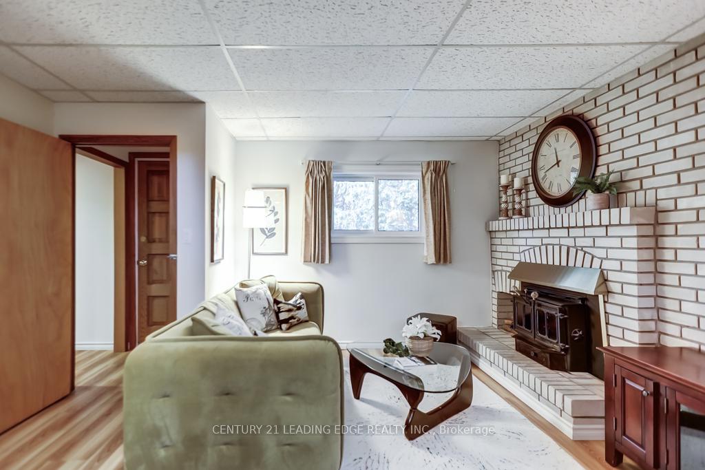 Photo 28 of 15 Bakerdale Road, Markham, Bullock — HOMEH