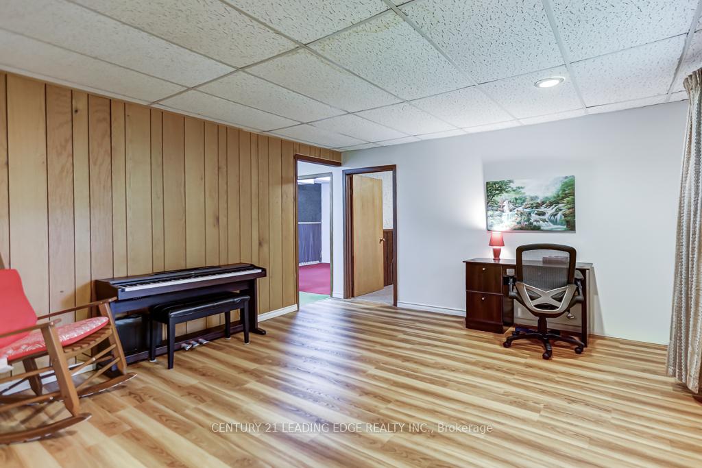 Photo 29 of 15 Bakerdale Road, Markham, Bullock — HOMEH