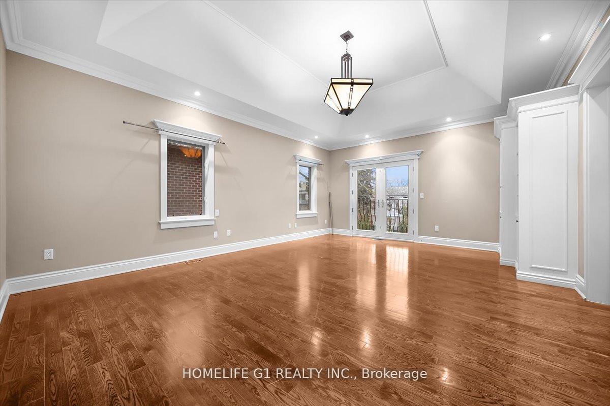 Photo 21 of 210 St Leonards Avenue, North York, Bridle Path-Sunnybrook-York Mills — HOMEH