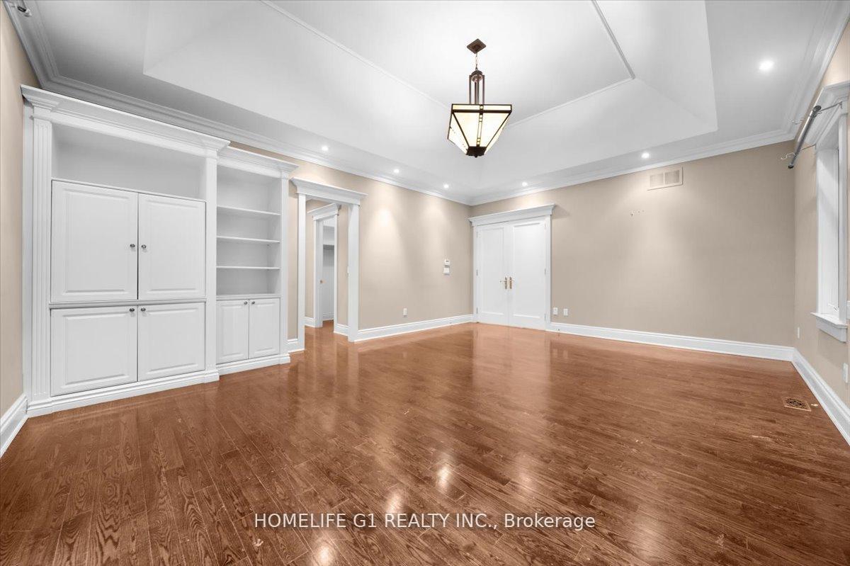 Photo 22 of 210 St Leonards Avenue, North York, Bridle Path-Sunnybrook-York Mills — HOMEH