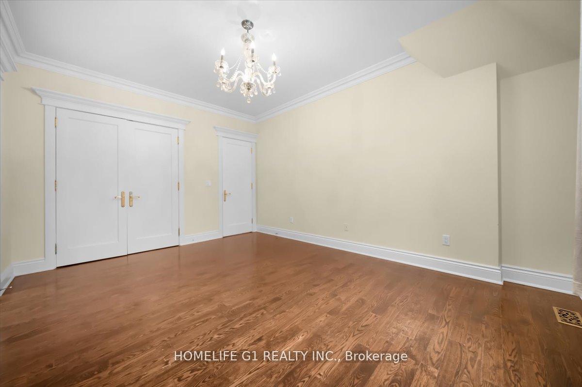 Photo 34 of 210 St Leonards Avenue, North York, Bridle Path-Sunnybrook-York Mills — HOMEH