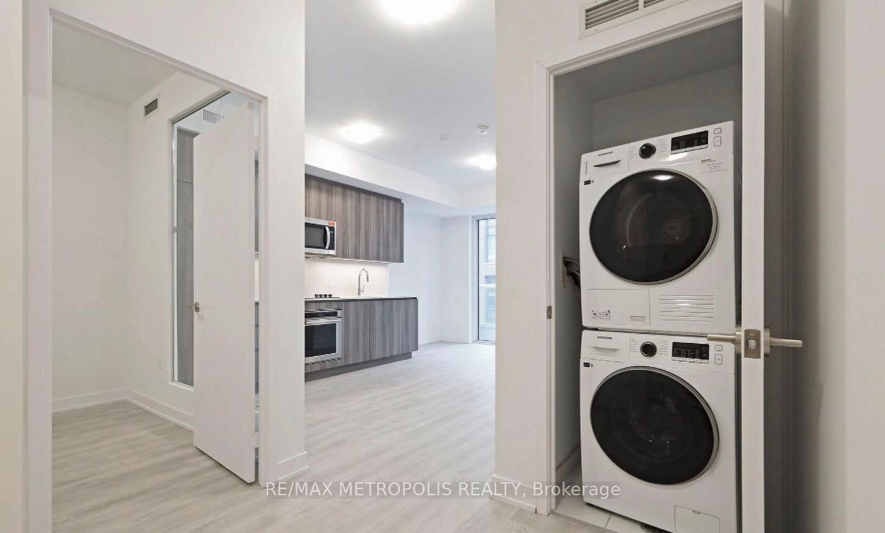 Photo 14 of Unit 927, 15 Richardson Street, Toronto, Waterfront Communities — HOMEH