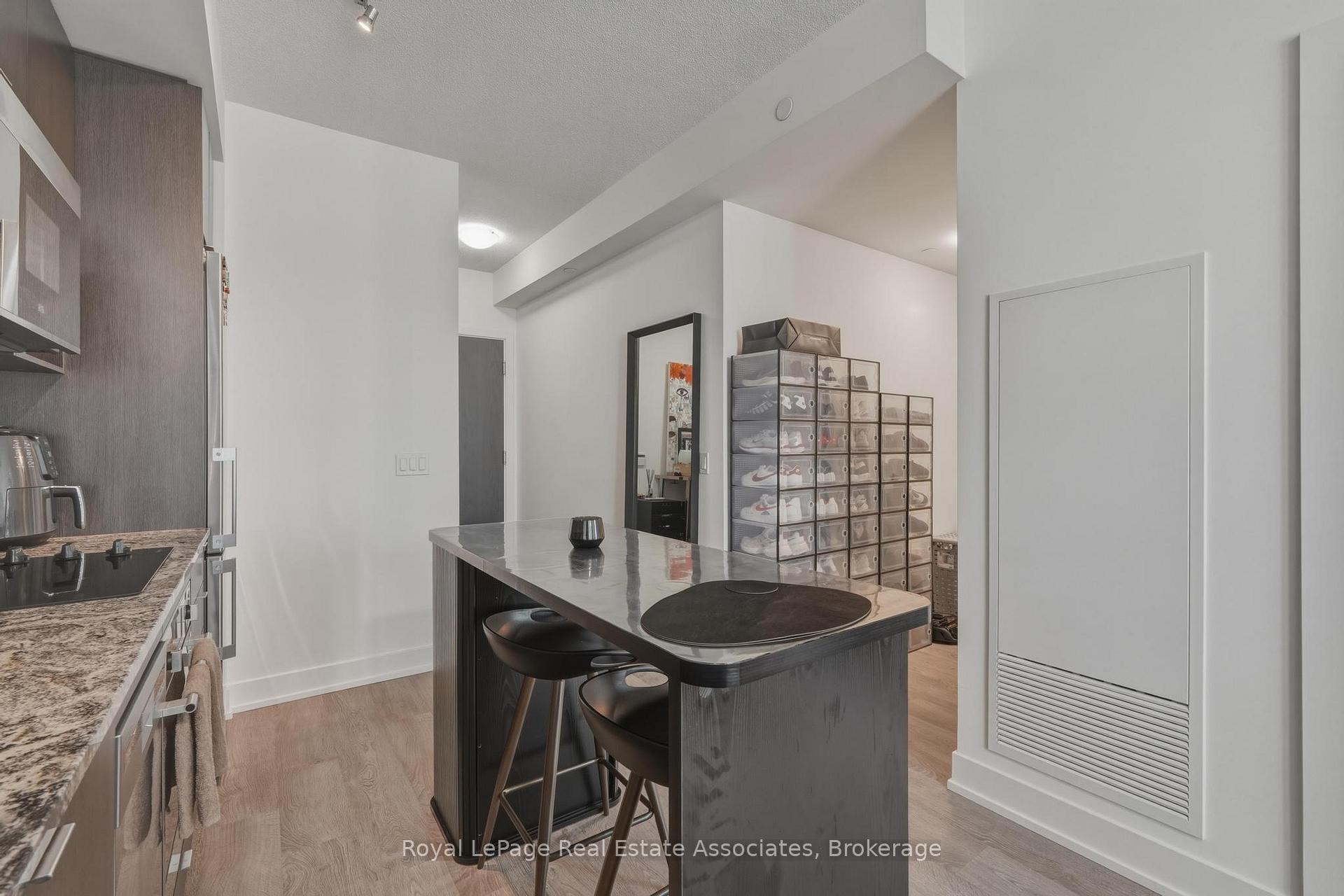 Photo 14 of Unit 3020, 9 Mabelle Avenue, Etobicoke, Islington-City Centre West — HOMEH