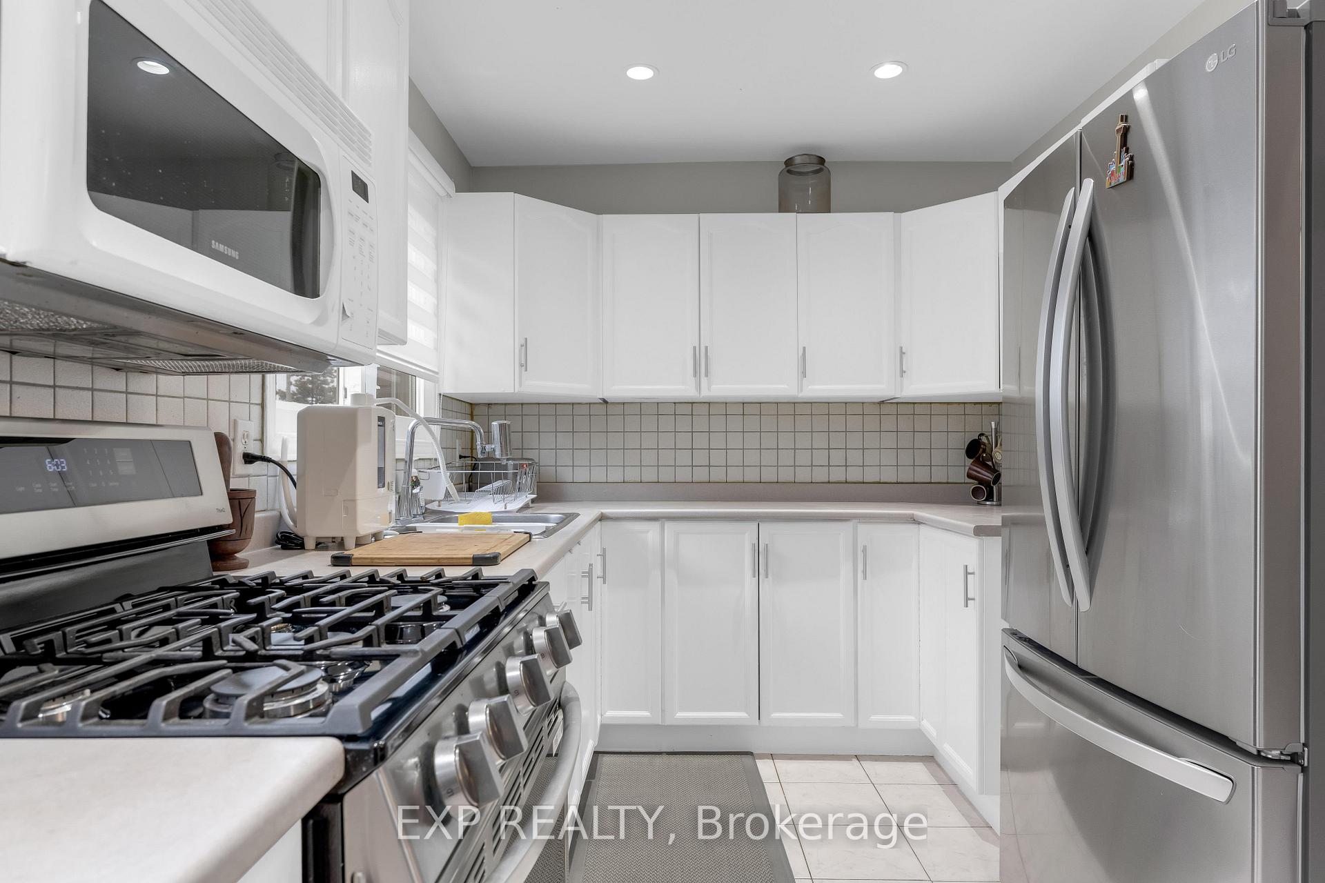 Photo 9 of 3 Glen Vista Drive, Hamilton, Red Hill — HOMEH