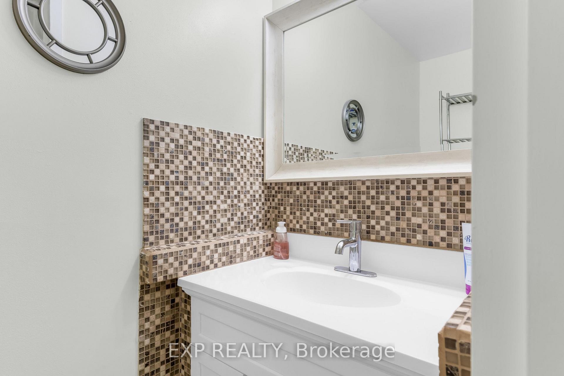 Photo 11 of 3 Glen Vista Drive, Hamilton, Red Hill — HOMEH