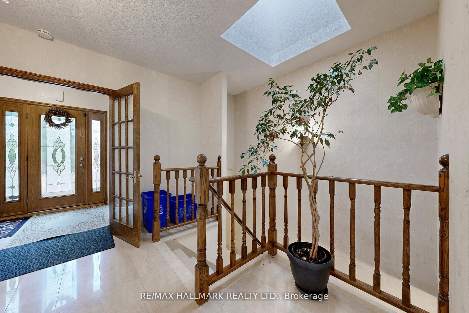 Photo 4 of 101 Leyburn Avenue, Richmond Hill, Westbrook — HOMEH