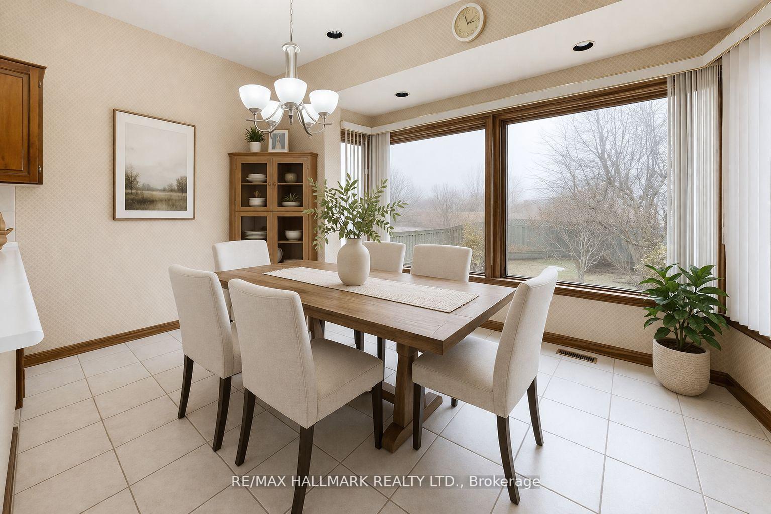 Photo 8 of 101 Leyburn Avenue, Richmond Hill, Westbrook — HOMEH