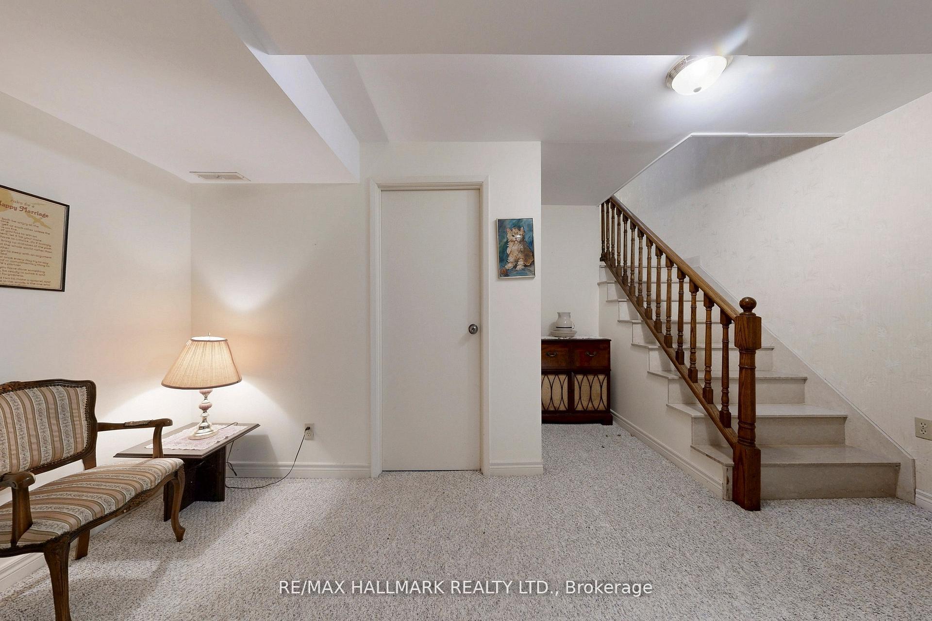 Photo 13 of 101 Leyburn Avenue, Richmond Hill, Westbrook — HOMEH