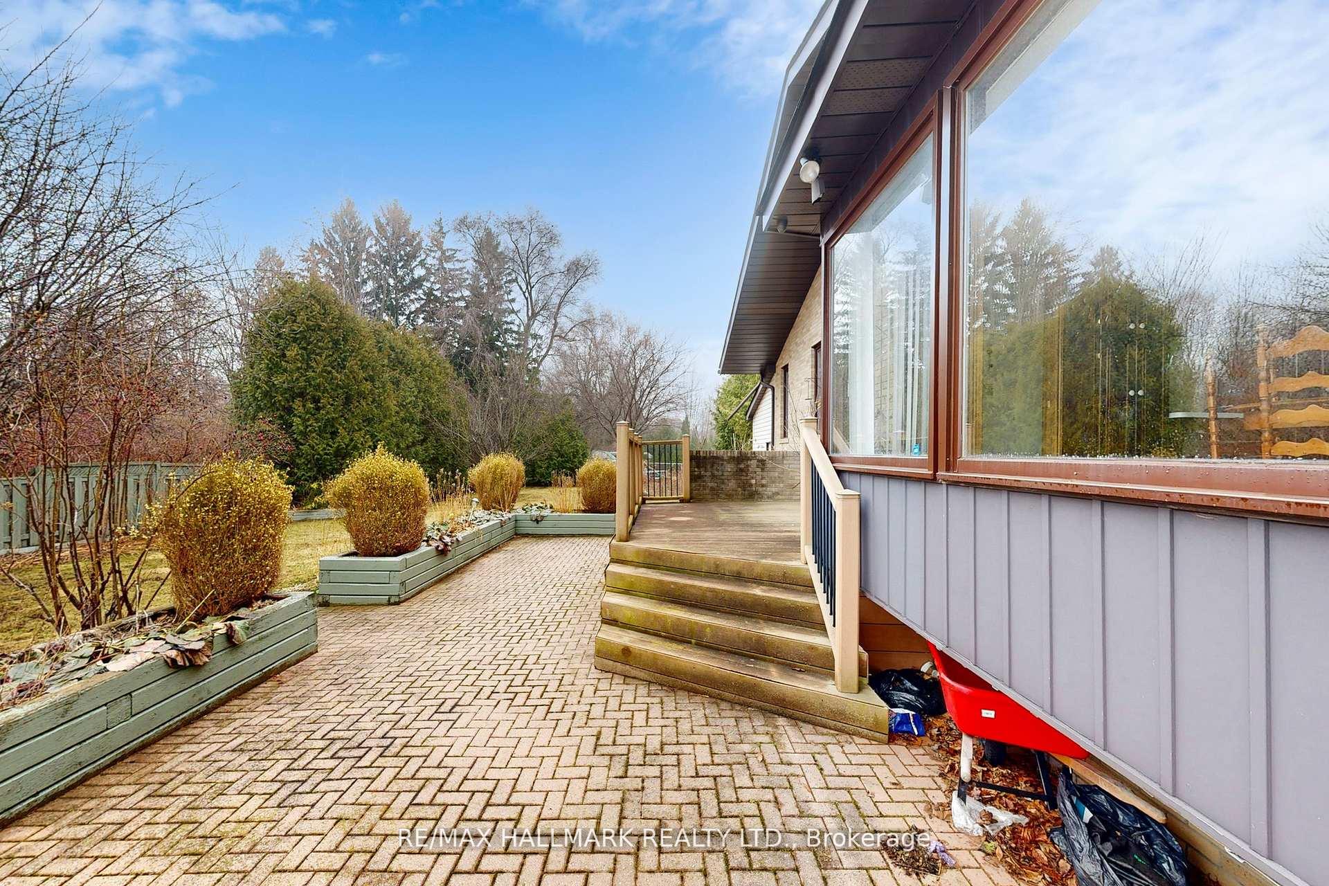 Photo 22 of 101 Leyburn Avenue, Richmond Hill, Westbrook — HOMEH