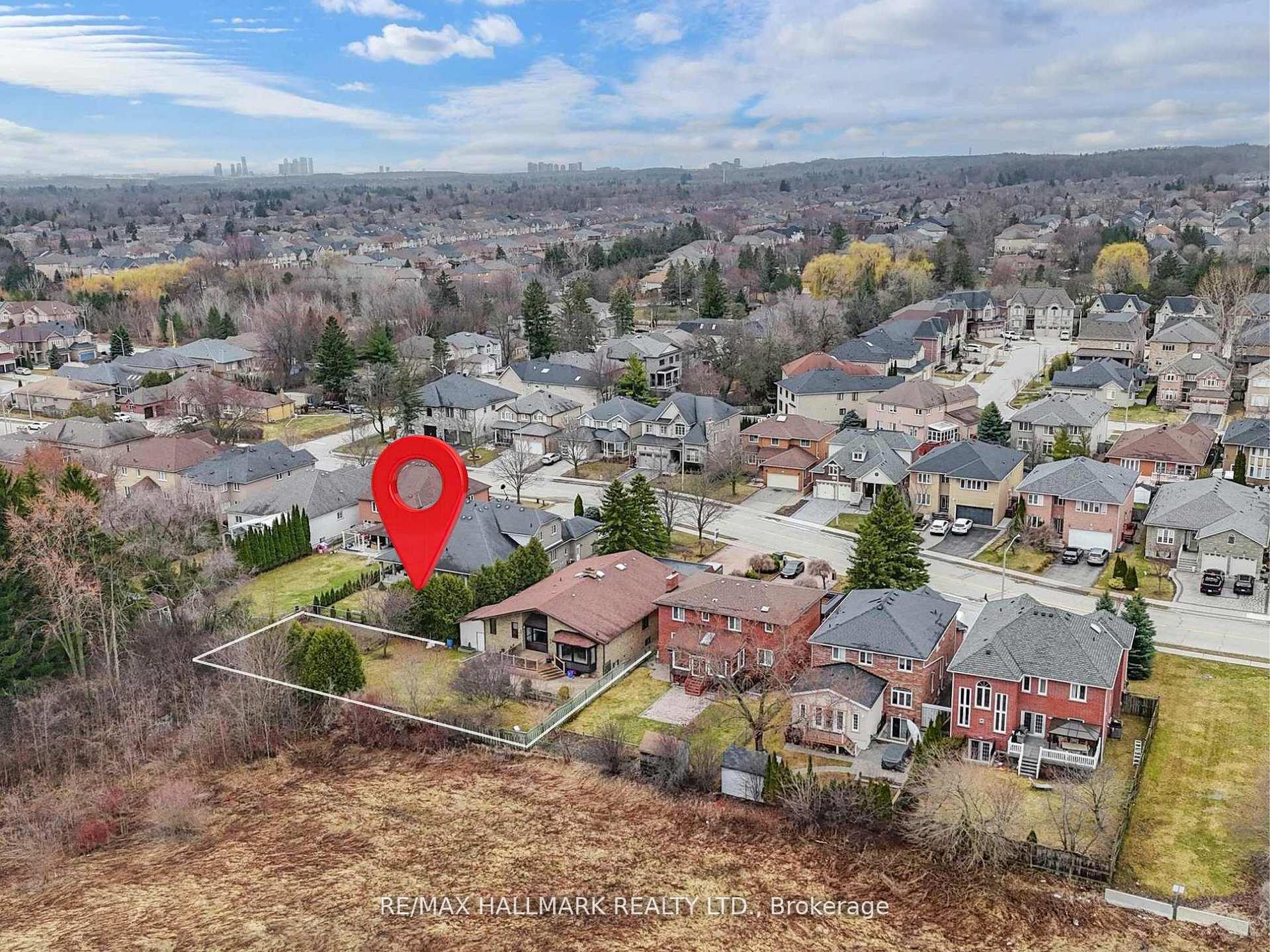 Photo 24 of 101 Leyburn Avenue, Richmond Hill, Westbrook — HOMEH