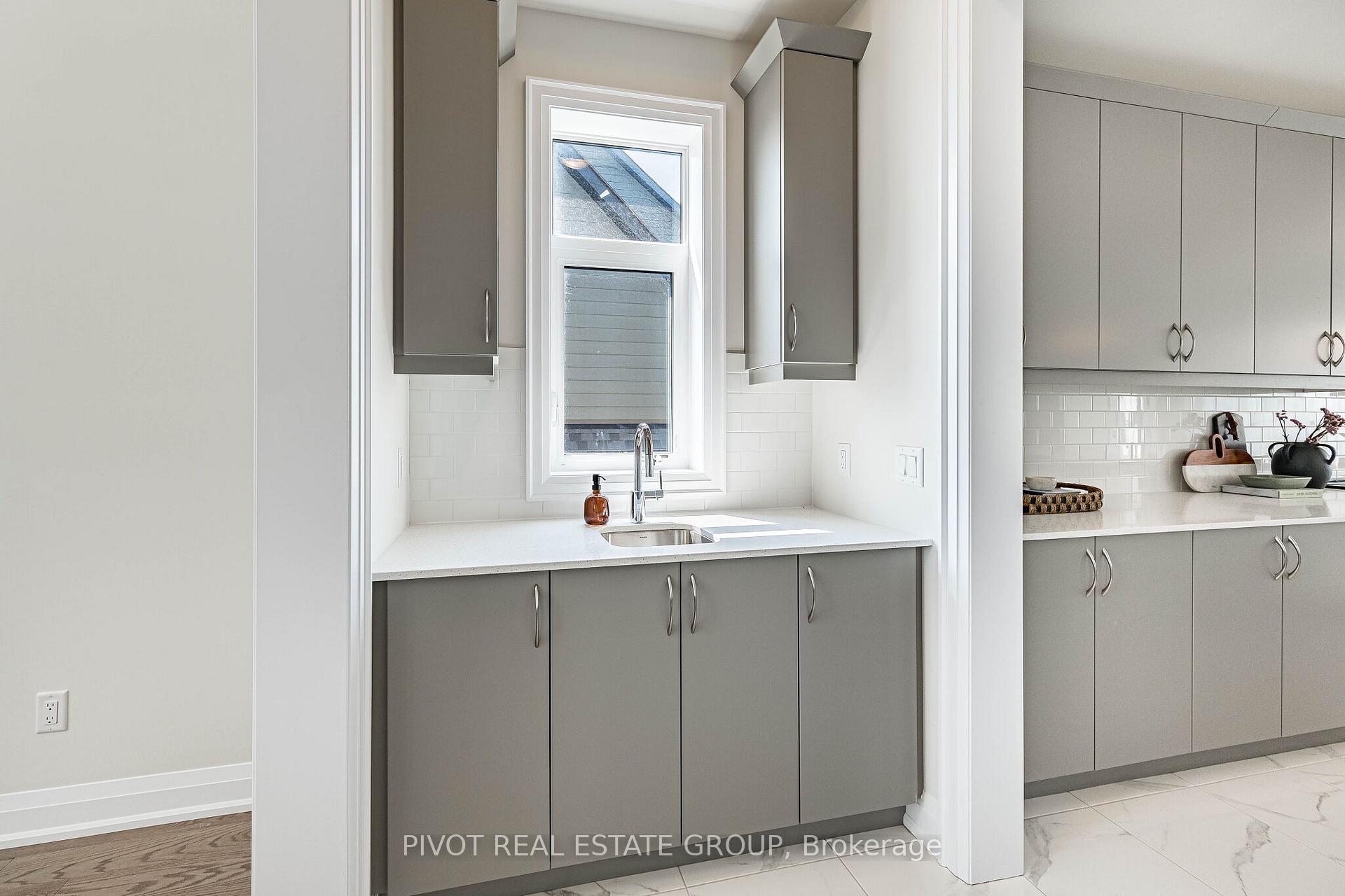 Photo 5 of 10 Herbert Avenue, Oro-Medonte, Rural Oro-Medonte — HOMEH