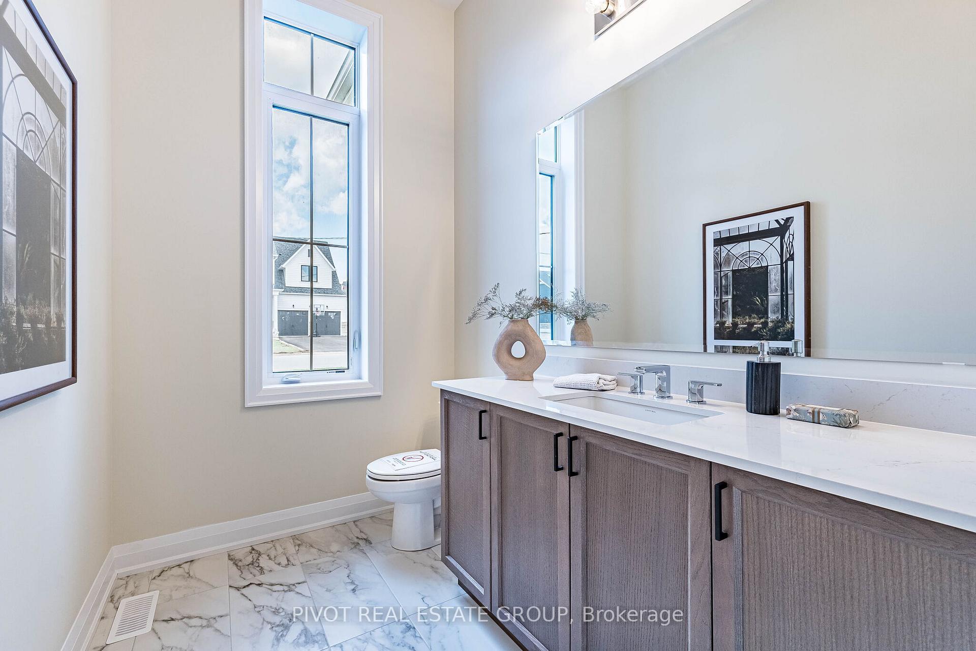 Photo 7 of 11 Pinetree Drive, Oro-Medonte — HOMEH