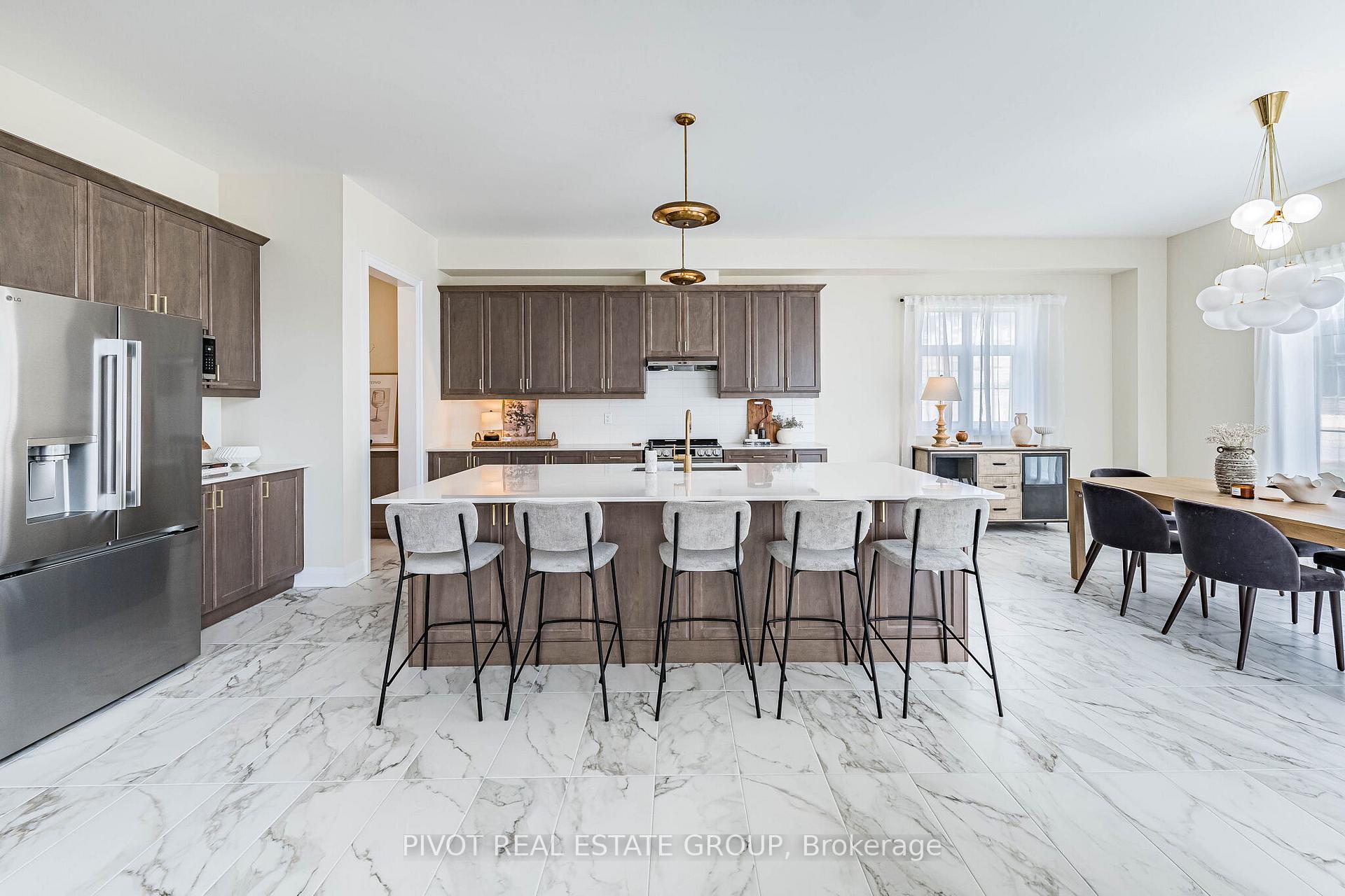 Photo 13 of 11 Pinetree Drive, Oro-Medonte — HOMEH