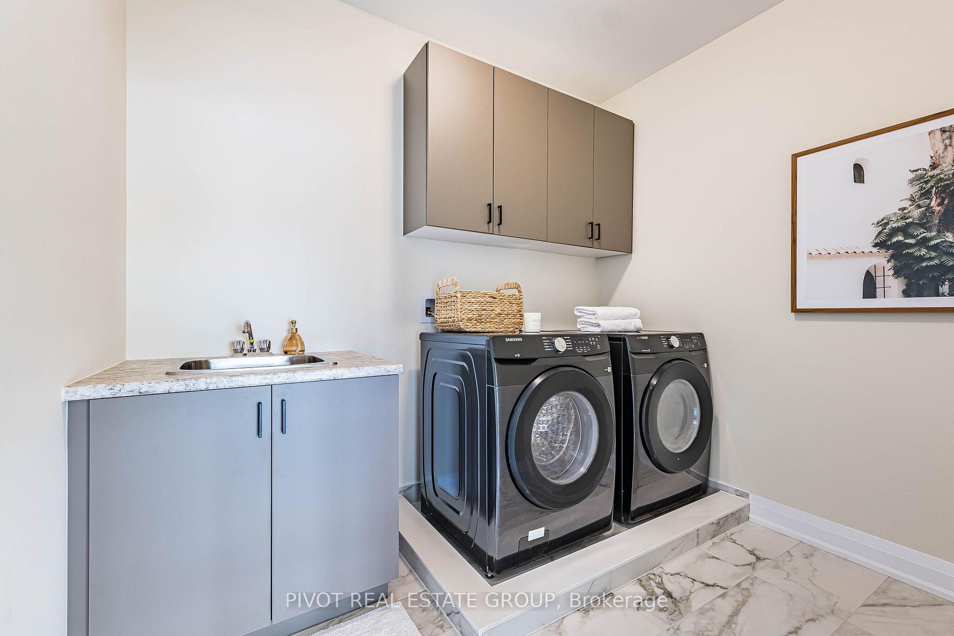 Photo 19 of 11 Pinetree Drive, Oro-Medonte — HOMEH