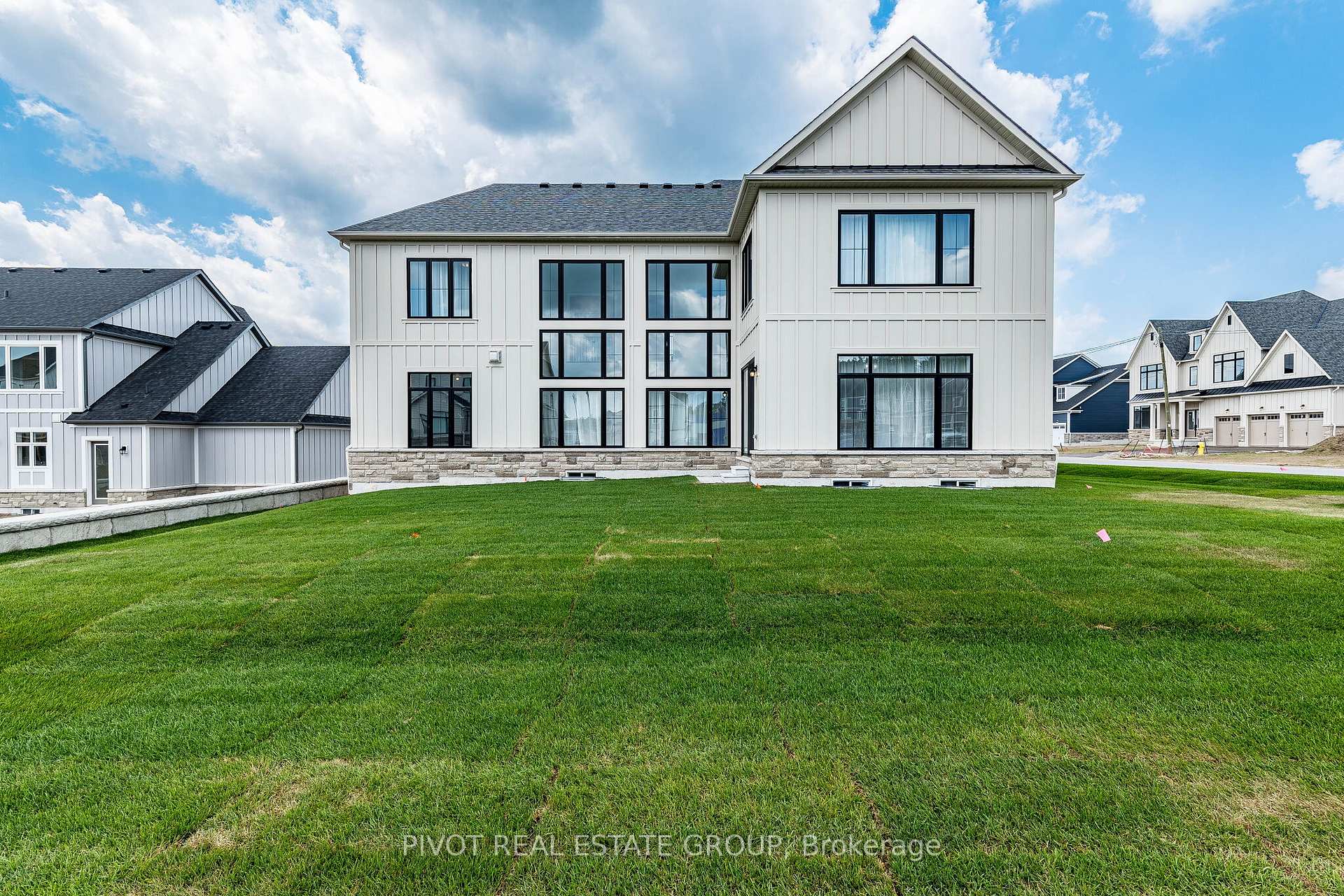 Photo 35 of 11 Pinetree Drive, Oro-Medonte — HOMEH