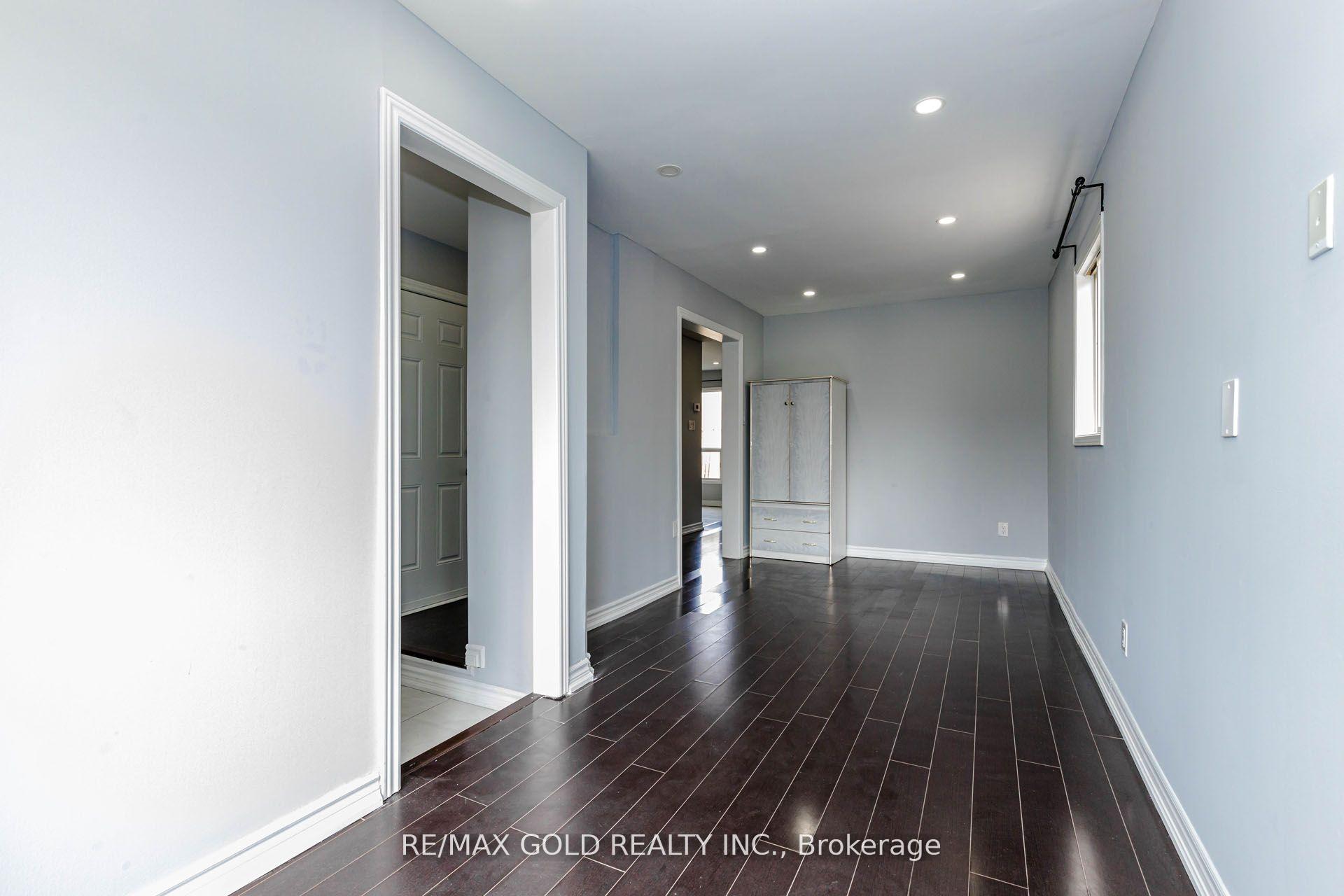 Photo 12 of 54 Creditstone Road, Brampton, Fletcher's Creek South — HOMEH