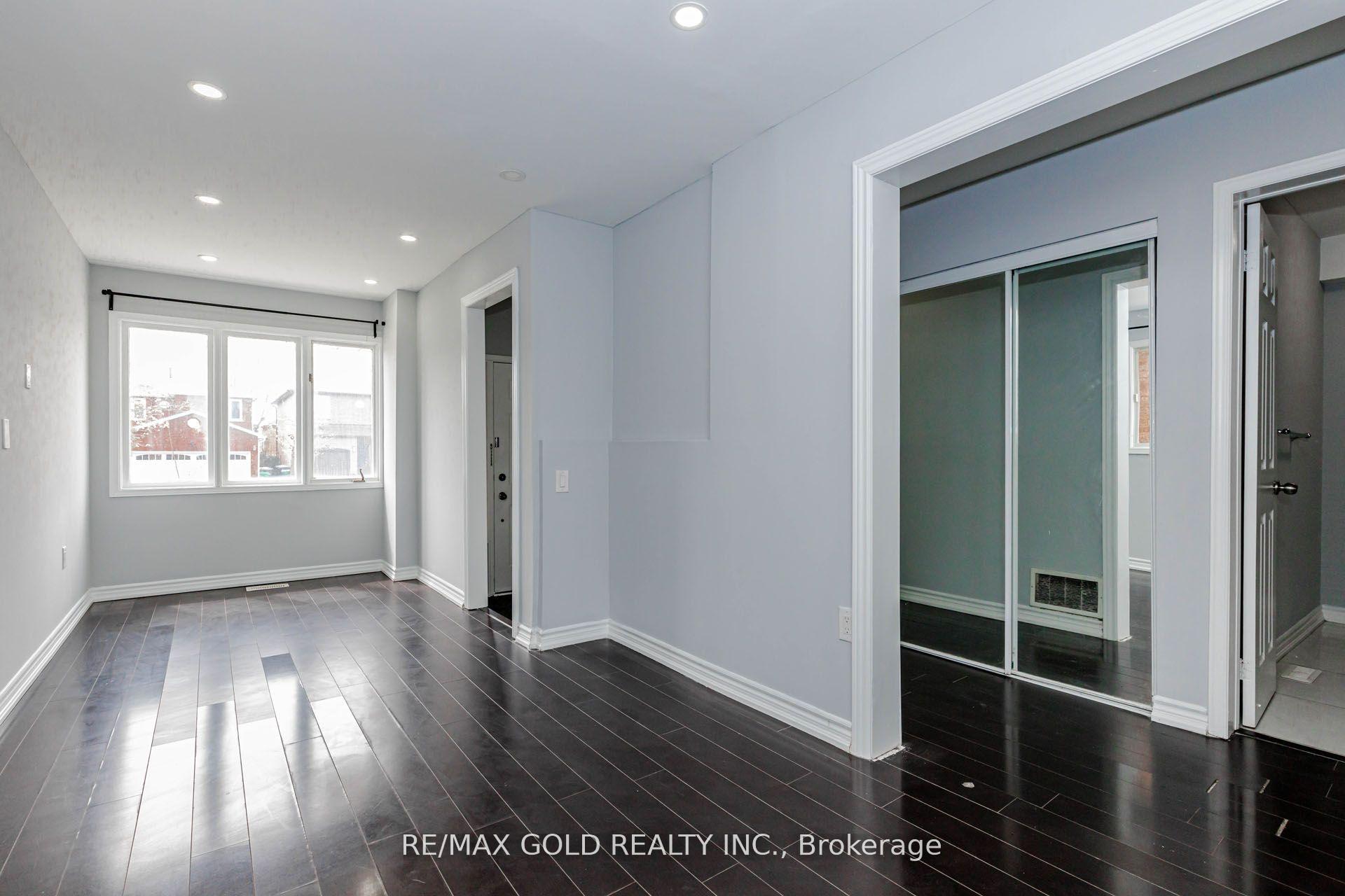 Photo 15 of 54 Creditstone Road, Brampton, Fletcher's Creek South — HOMEH