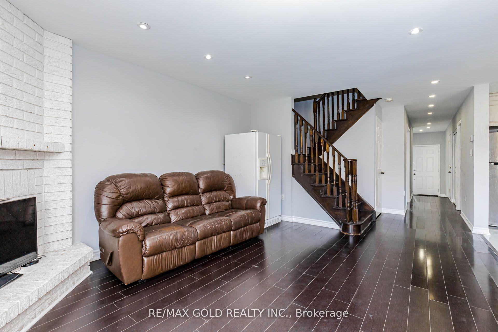 Photo 21 of 54 Creditstone Road, Brampton, Fletcher's Creek South — HOMEH