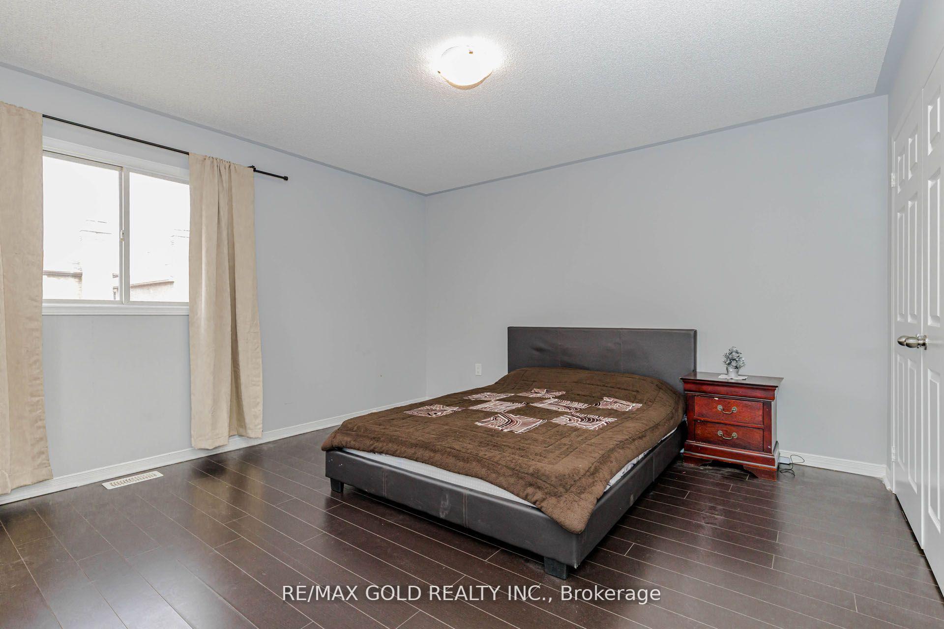 Photo 28 of 54 Creditstone Road, Brampton, Fletcher's Creek South — HOMEH