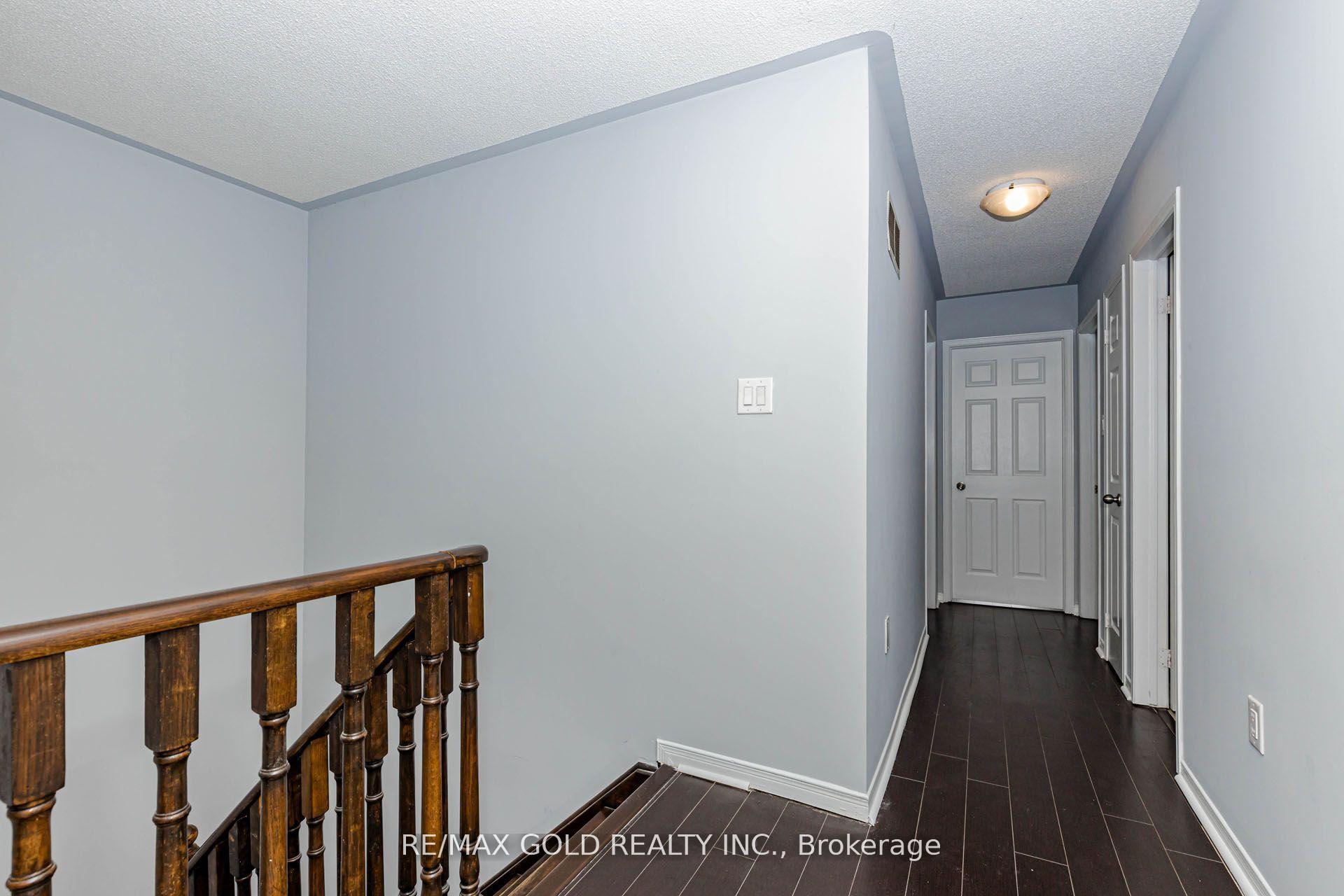 Photo 33 of 54 Creditstone Road, Brampton, Fletcher's Creek South — HOMEH