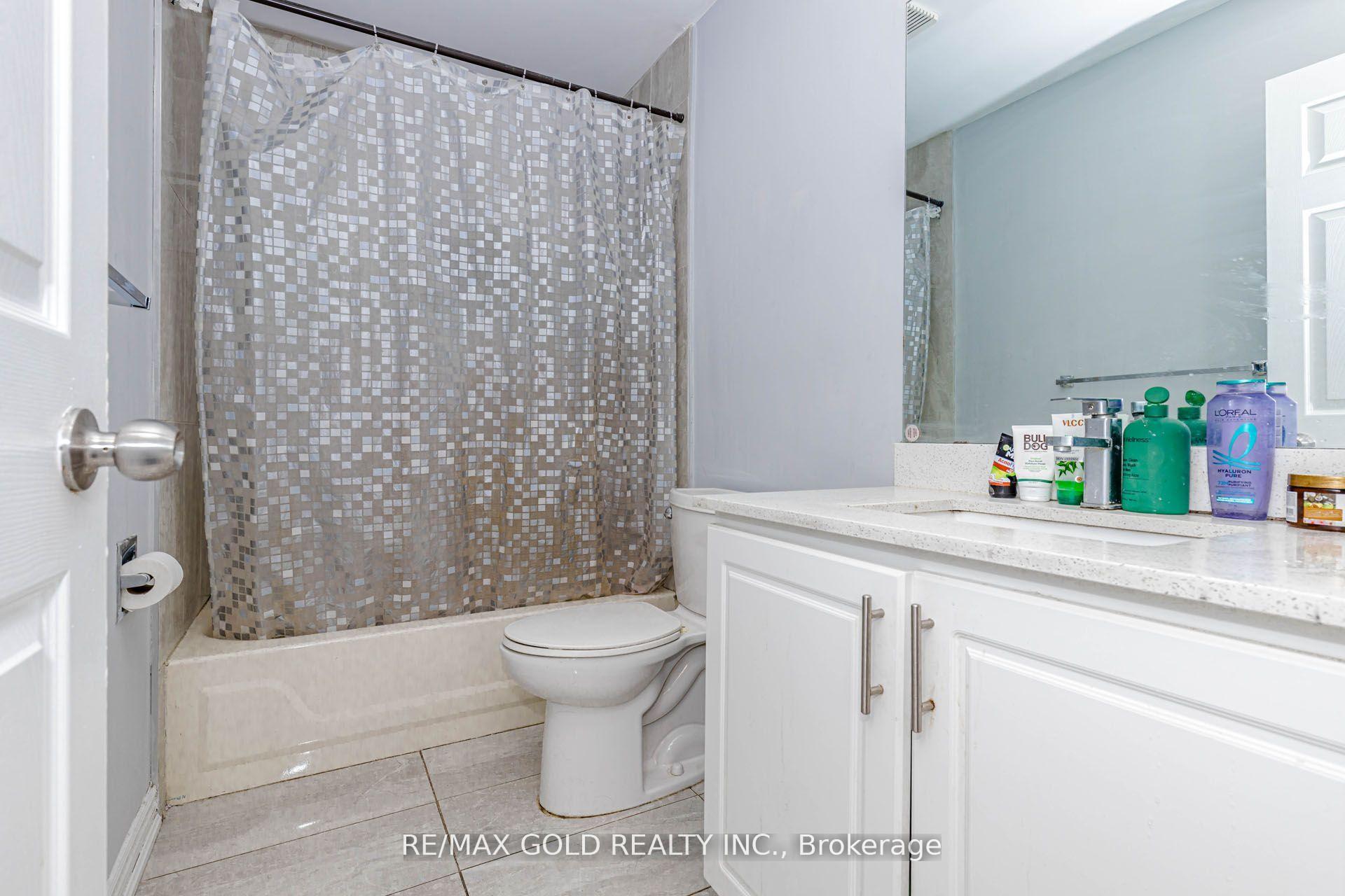 Photo 38 of 54 Creditstone Road, Brampton, Fletcher's Creek South — HOMEH