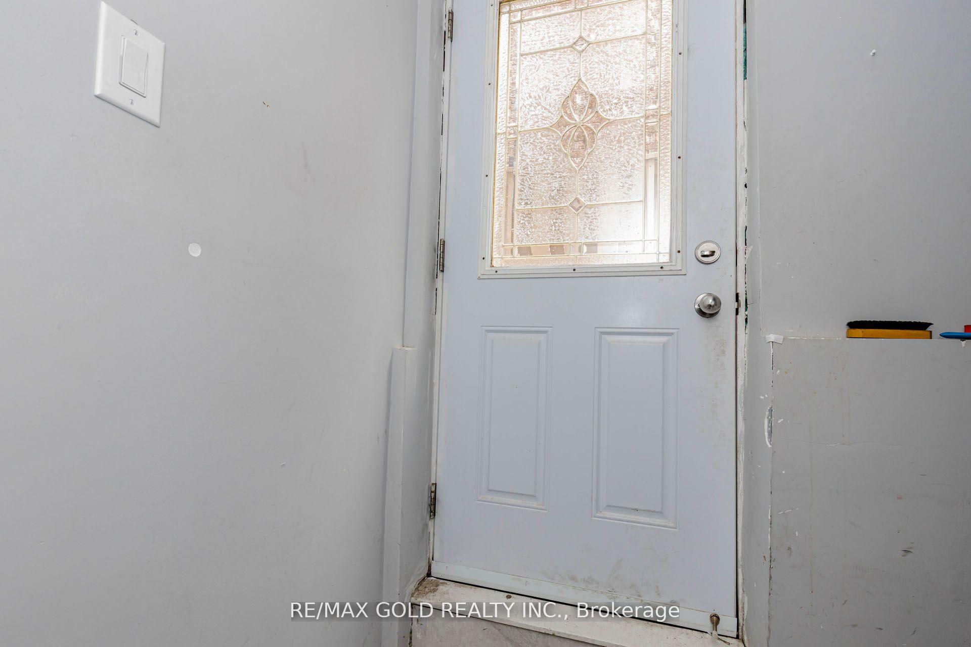 Photo 40 of 54 Creditstone Road, Brampton, Fletcher's Creek South — HOMEH