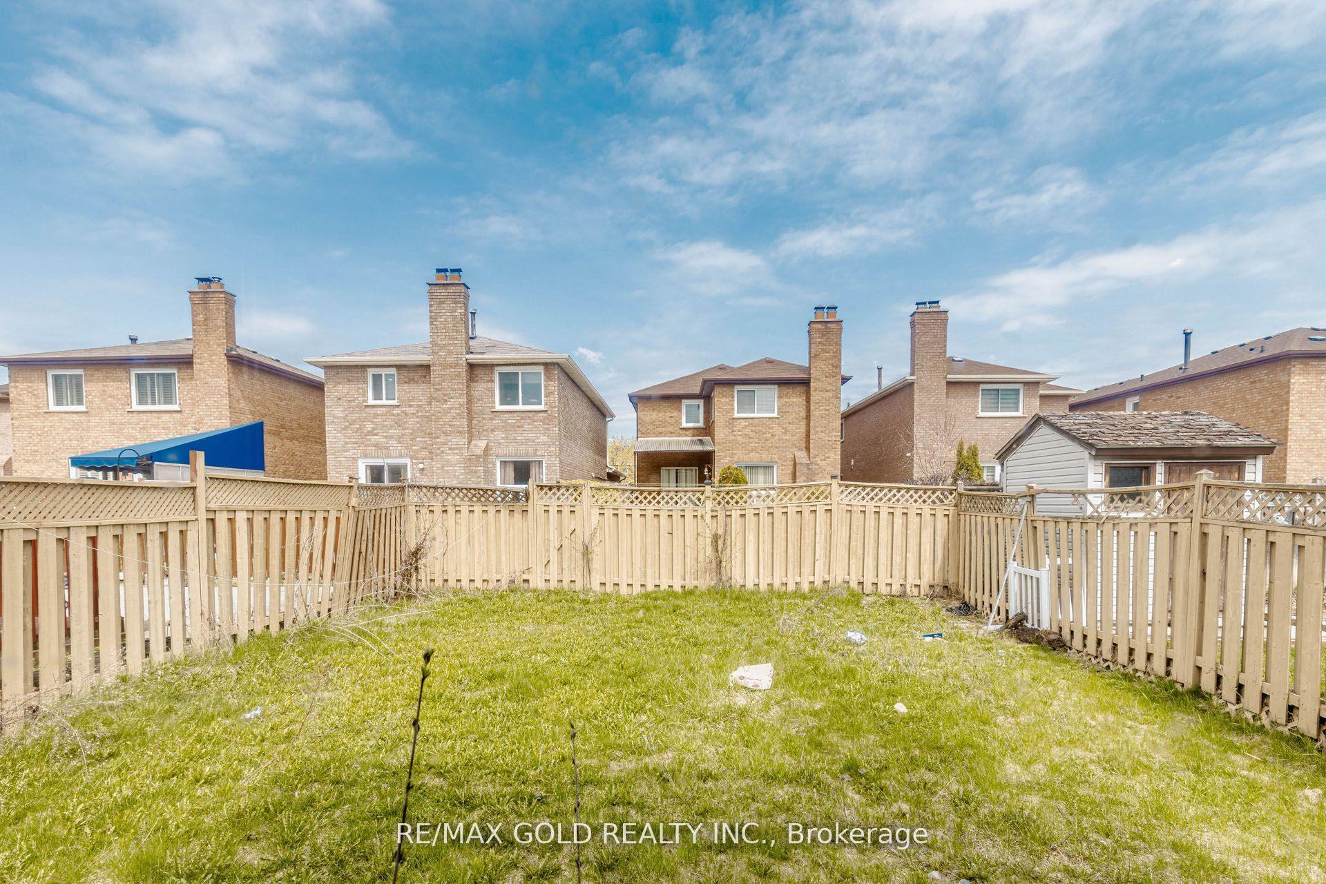 Photo 47 of 54 Creditstone Road, Brampton, Fletcher's Creek South — HOMEH