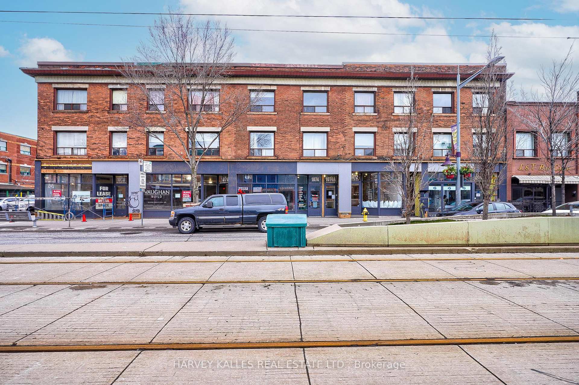 Photo 3 of Unit 4, 1074 St Clair Avenue W, Toronto, Oakwood Village — HOMEH