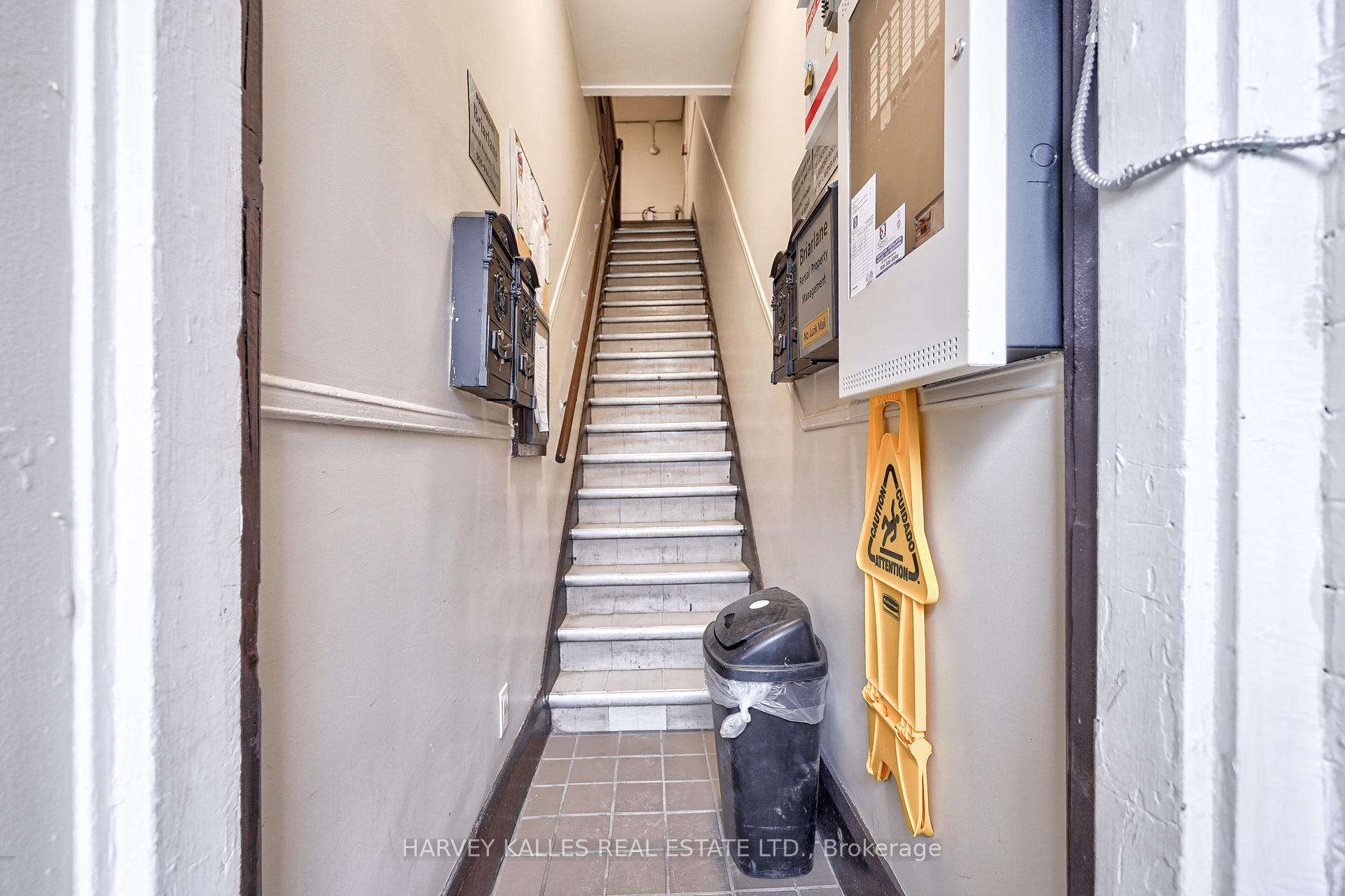 Photo 10 of Unit 4, 1074 St Clair Avenue W, Toronto, Oakwood Village — HOMEH