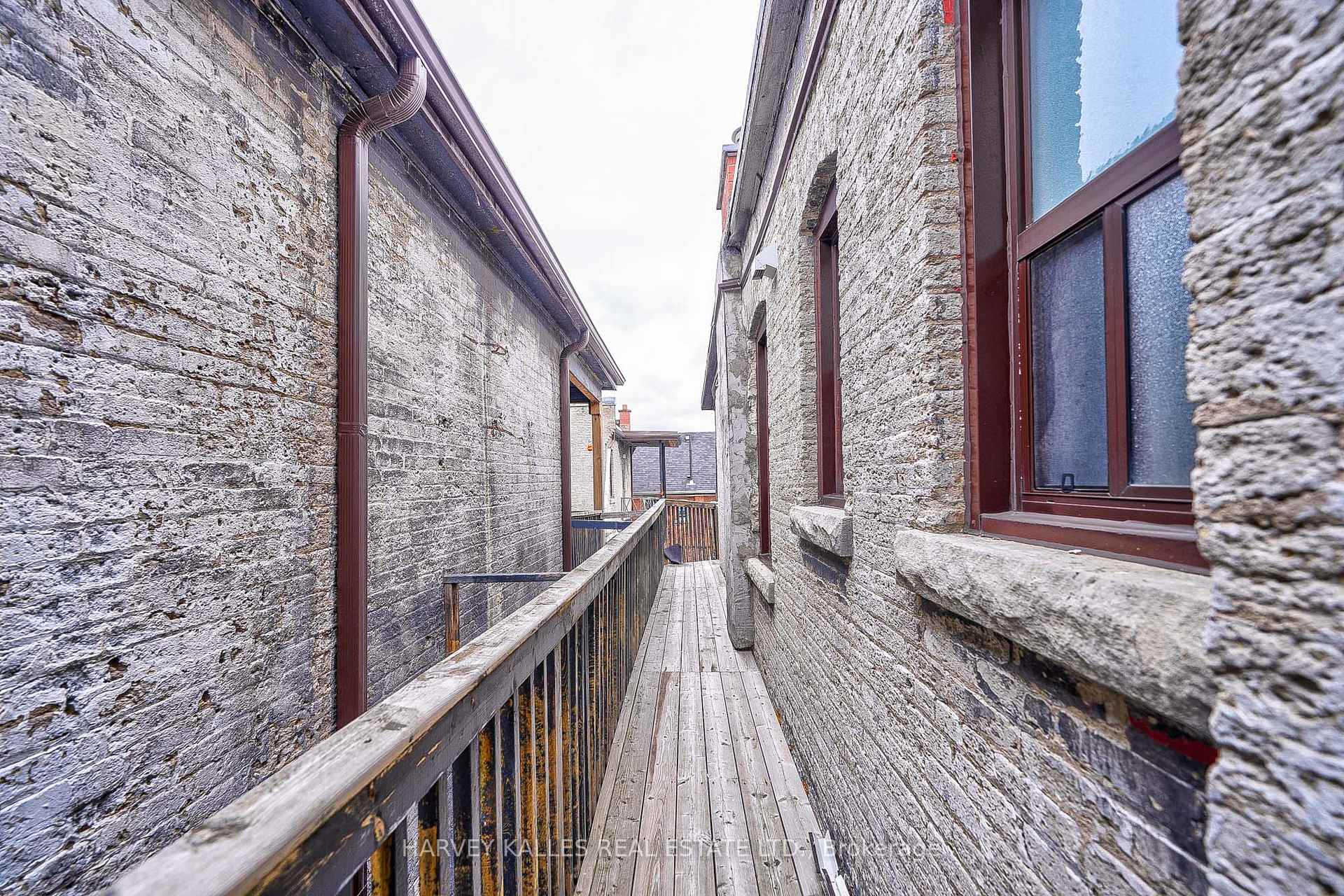 Photo 49 of Unit 4, 1074 St Clair Avenue W, Toronto, Oakwood Village — HOMEH