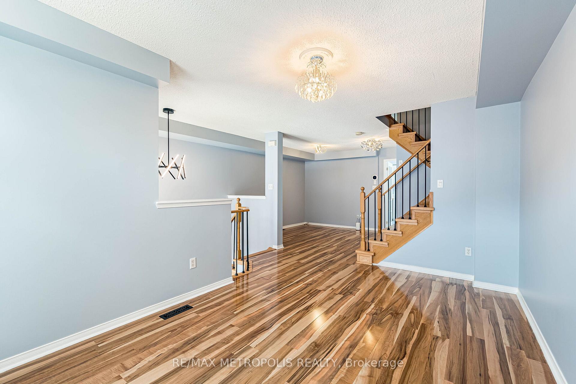 Photo 10 of 26 Beeston Road, Brampton, Fletcher's Creek South — HOMEH