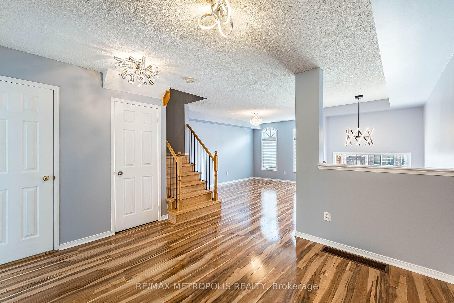 Photo 11 of 26 Beeston Road, Brampton, Fletcher's Creek South — HOMEH