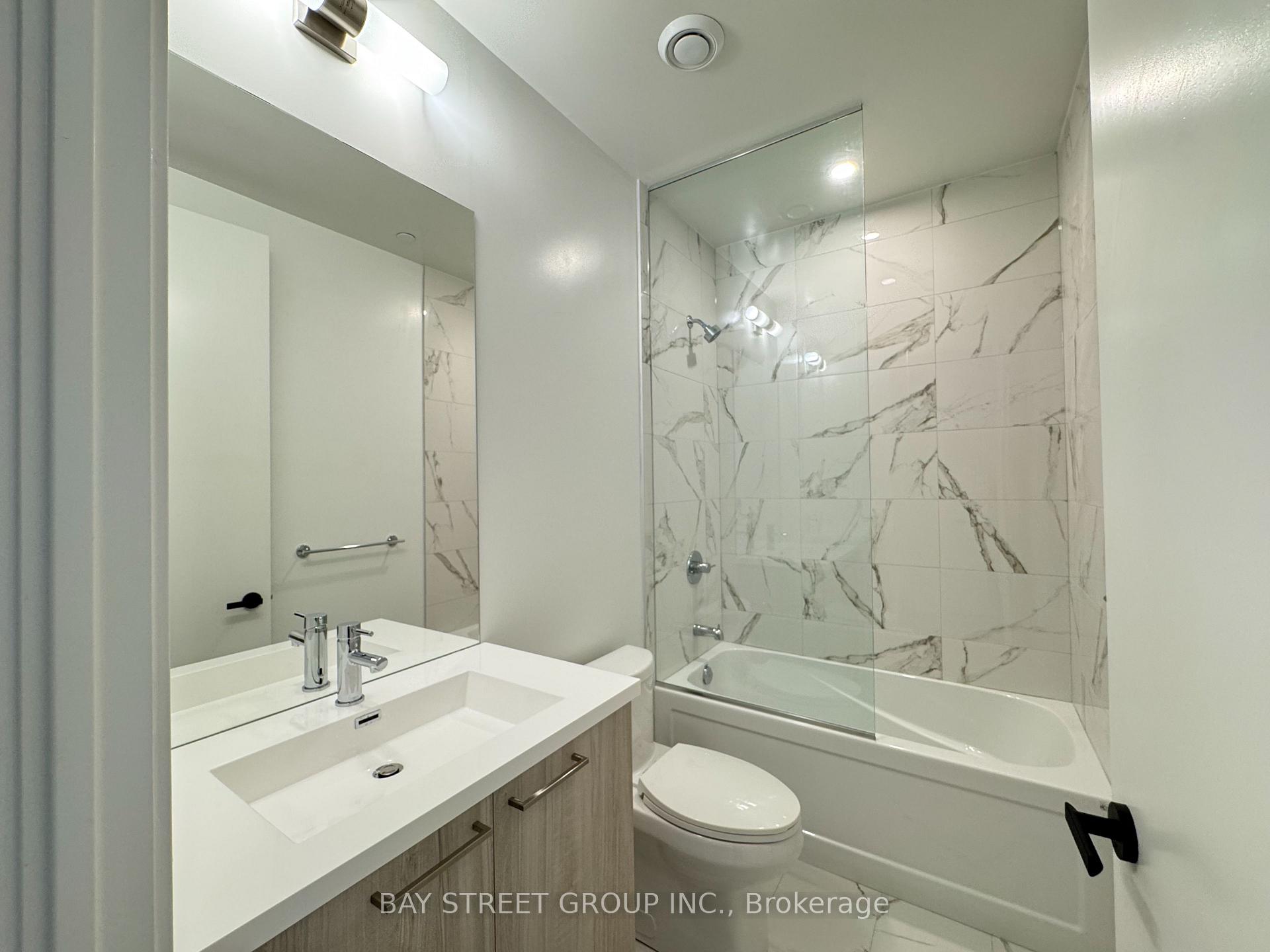 Photo 4 of Unit 6508, 225 Commerce Street, Vaughan, Vaughan Corporate Centre — HOMEH