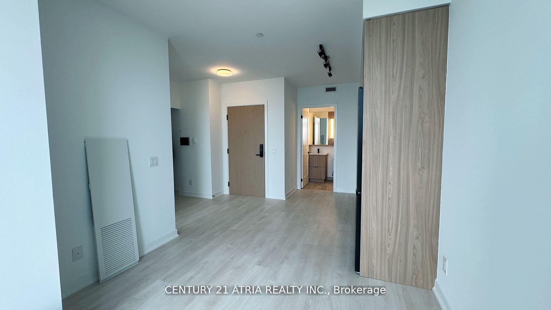 Photo 2 of Unit lph01, 5 Defries Street, Toronto, Regent Park — HOMEH