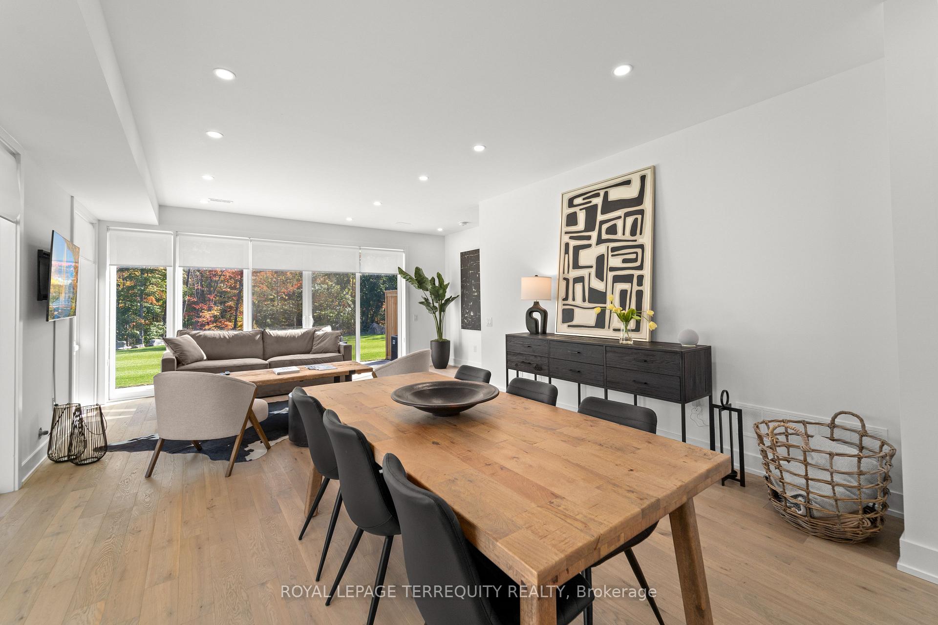 Photo 10 of 35 Rockmount Crescent, Gravenhurst, Muskoka (S) — HOMEH