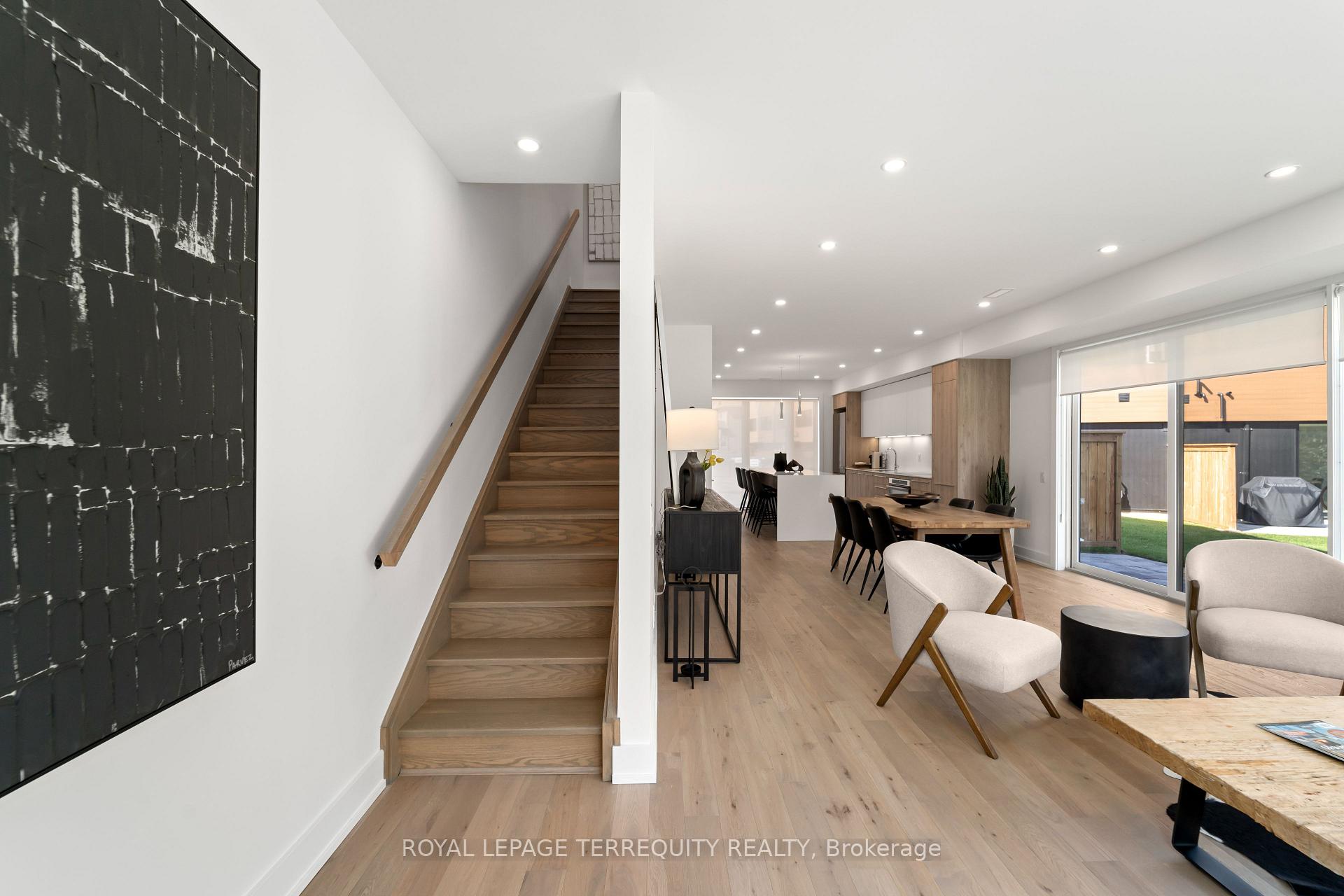 Photo 18 of 35 Rockmount Crescent, Gravenhurst, Muskoka (S) — HOMEH