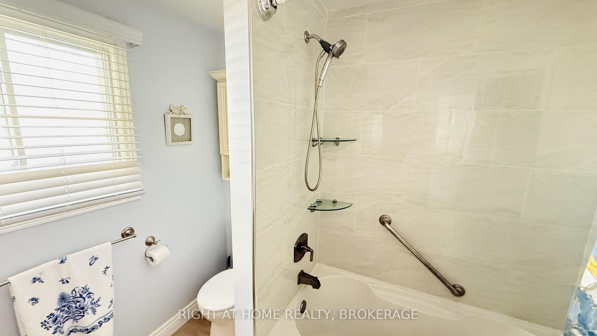 Photo 13 of 94 Wellington Street, Welland, Lincoln/Crowland — HOMEH